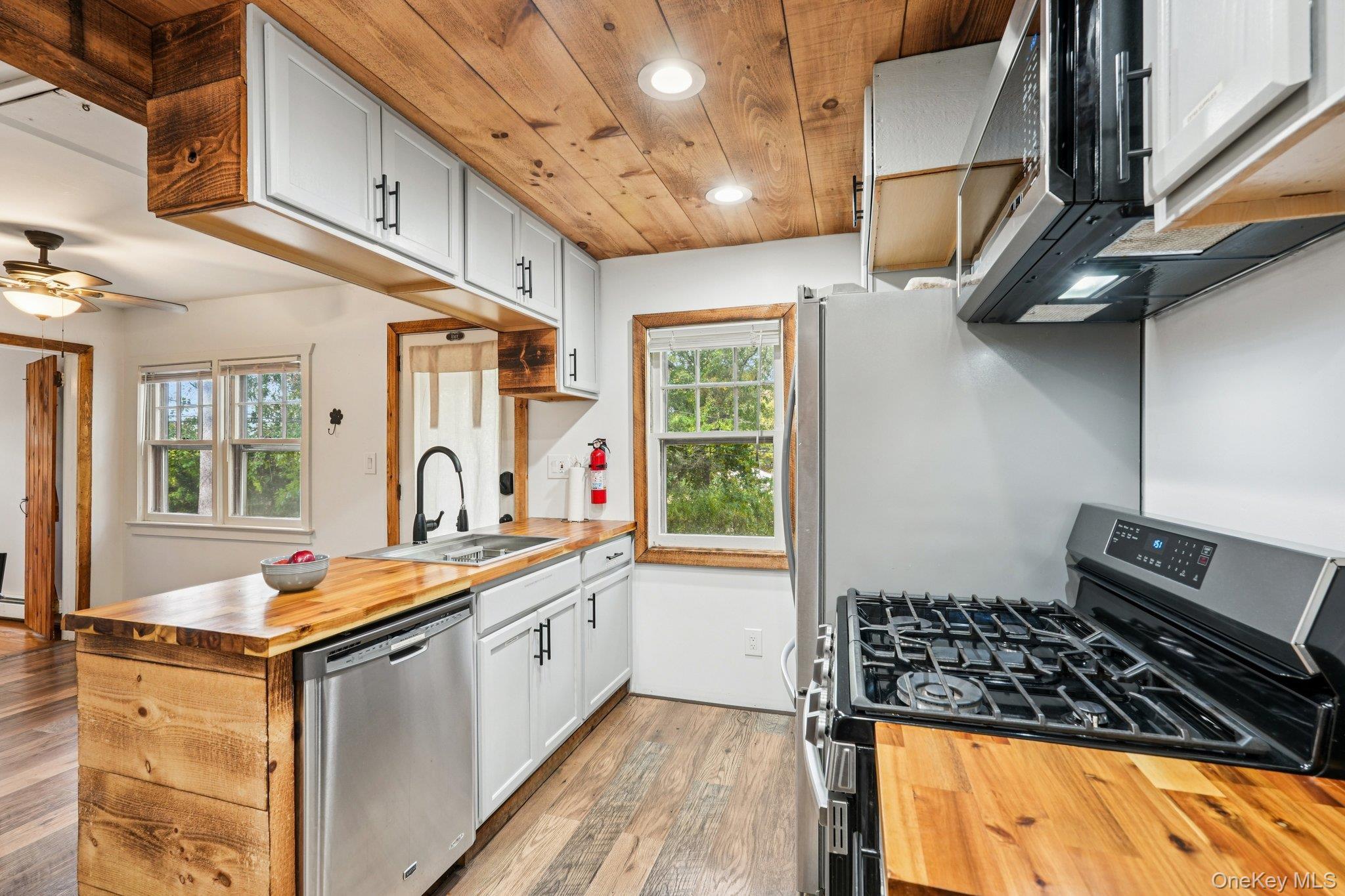 Single Family Morgans Orange County, NY 10925, MLS-922500-9