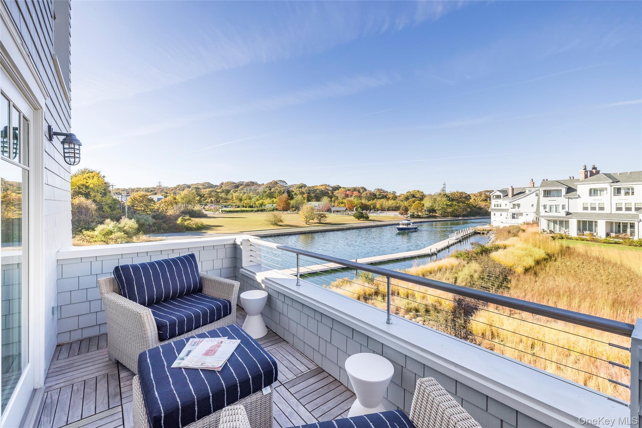 Condo Old Boathouse  Suffolk County, NY 11946, MLS-922506-10