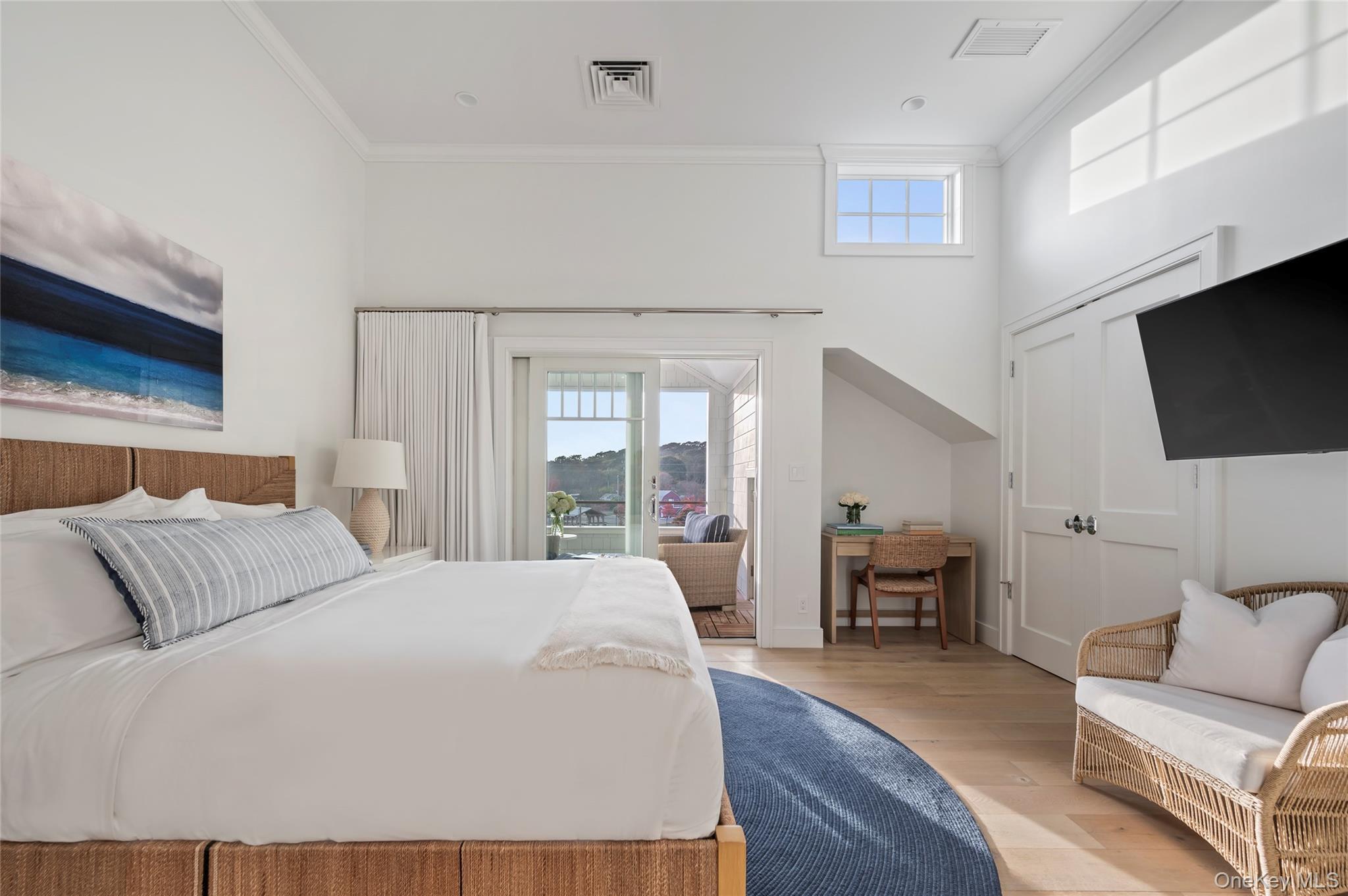 Condo Old Boathouse  Suffolk County, NY 11946, MLS-922506-17