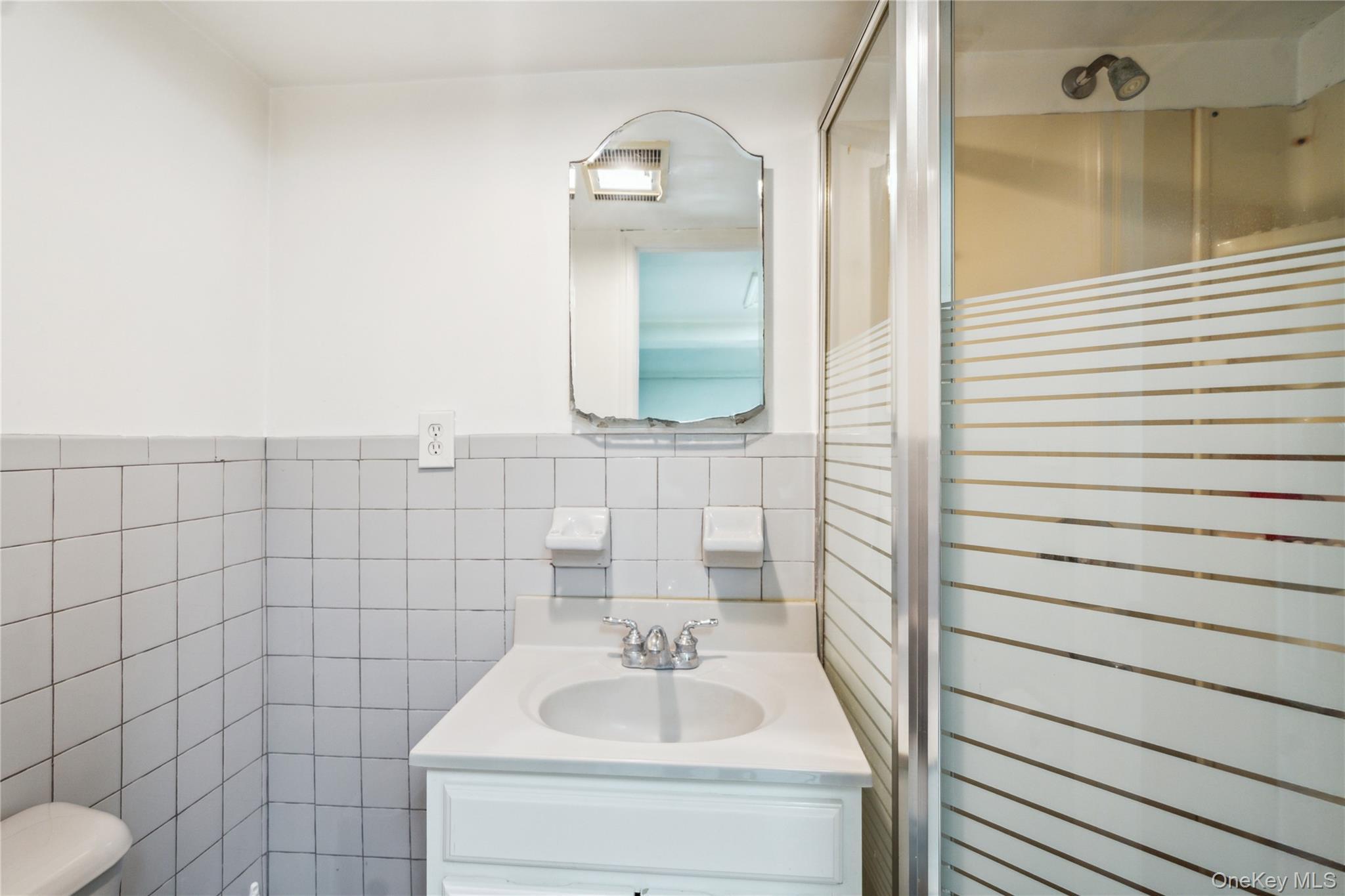 Single Family Bretton  Nassau County, NY 11040, MLS-922517-16