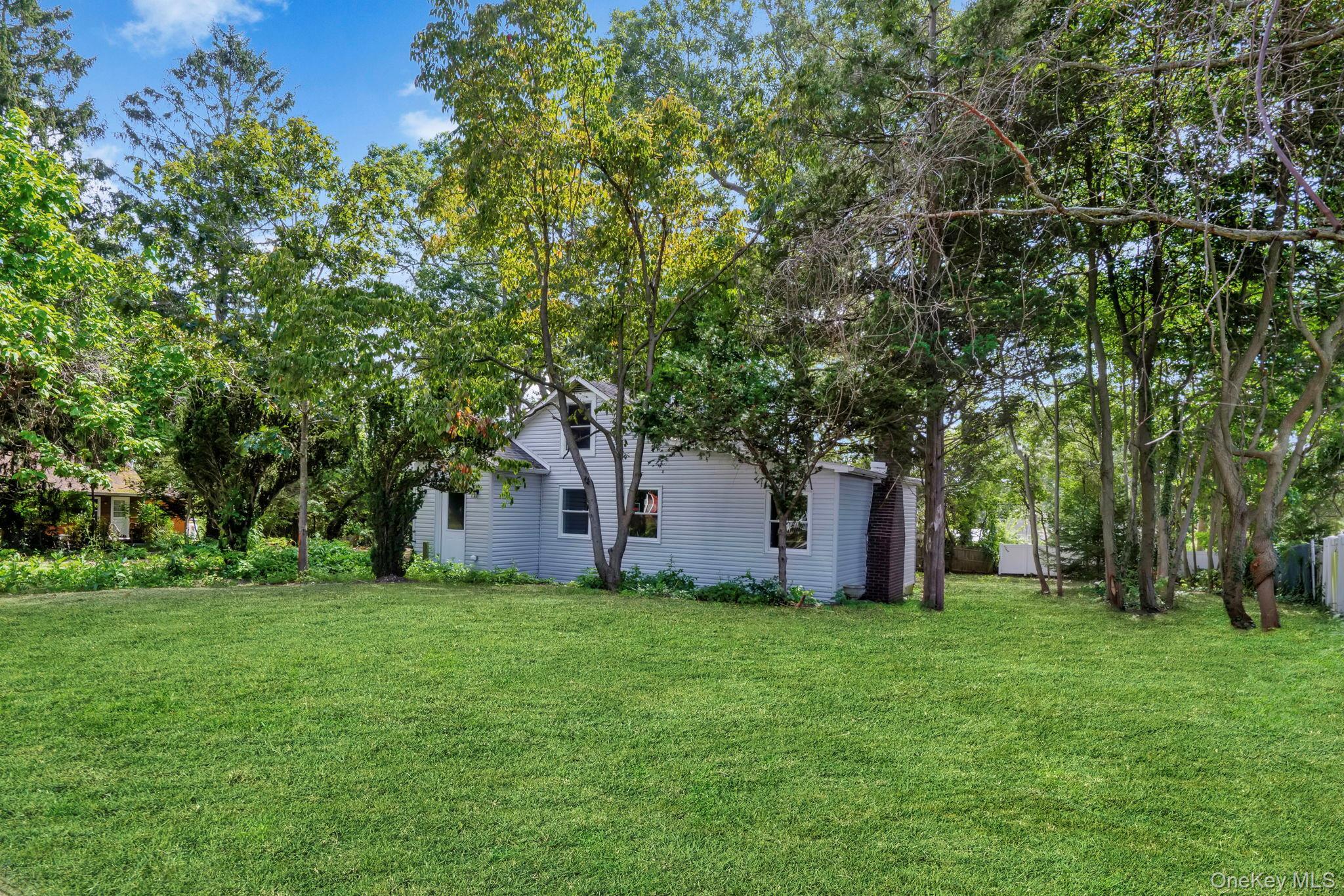 Single Family Kensington Suffolk County, NY 11784, MLS-922532-2