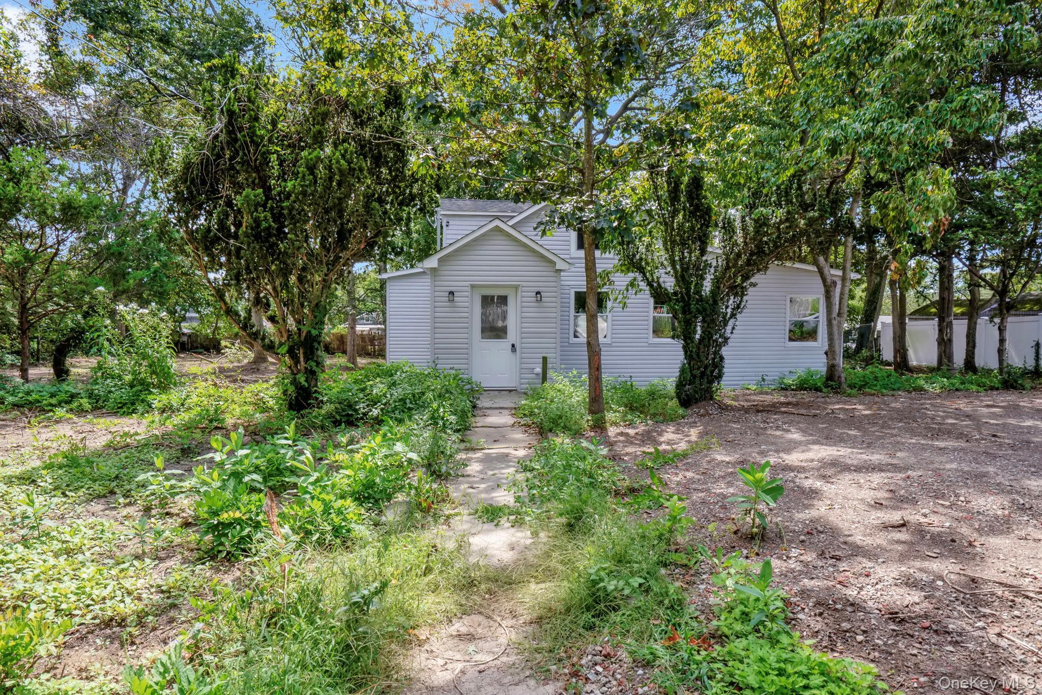 Single Family Kensington Suffolk County, NY 11784, MLS-922532-28