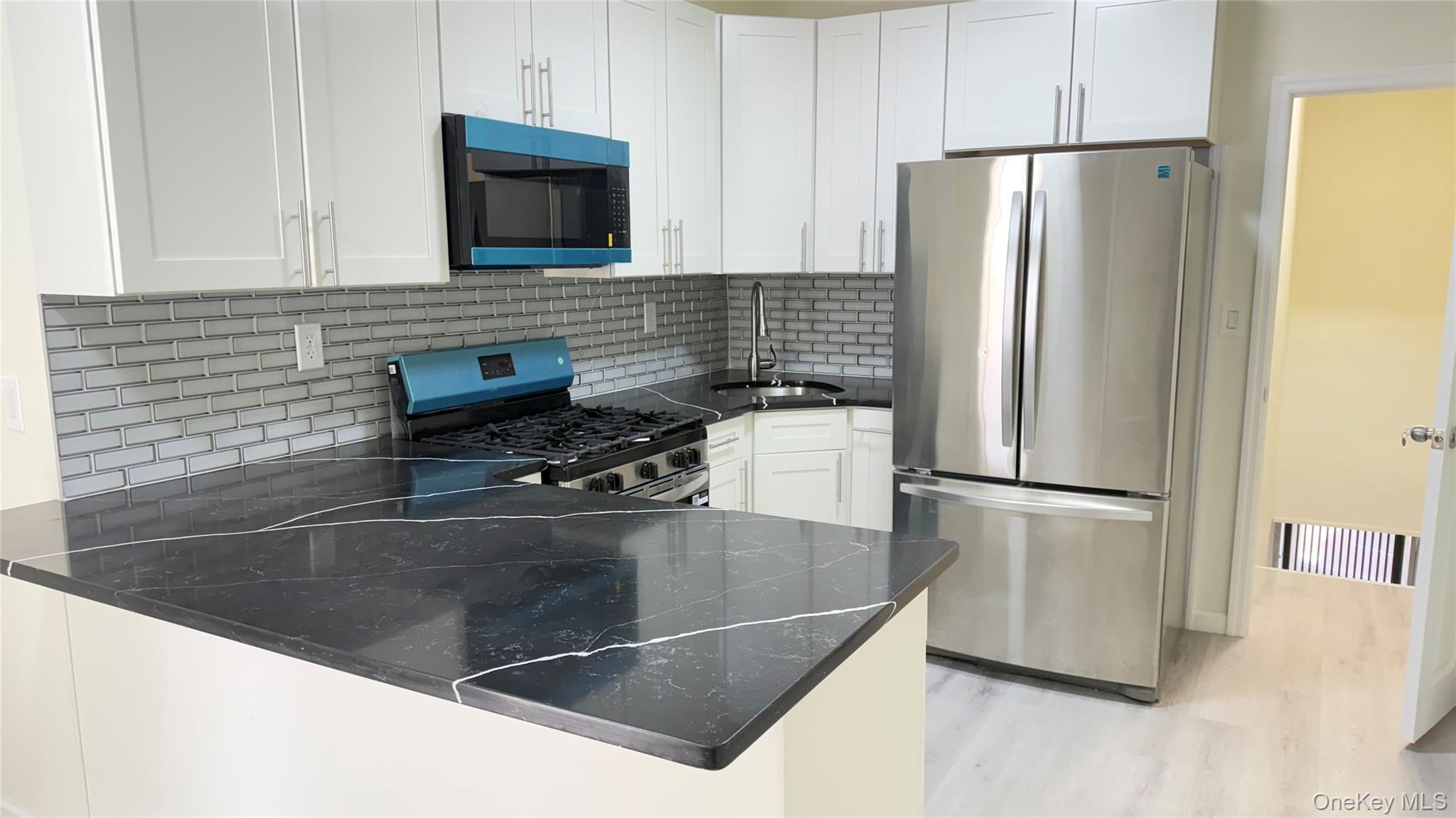 Single Family Corona Ave  Queens, NY 11373, MLS-922545-5