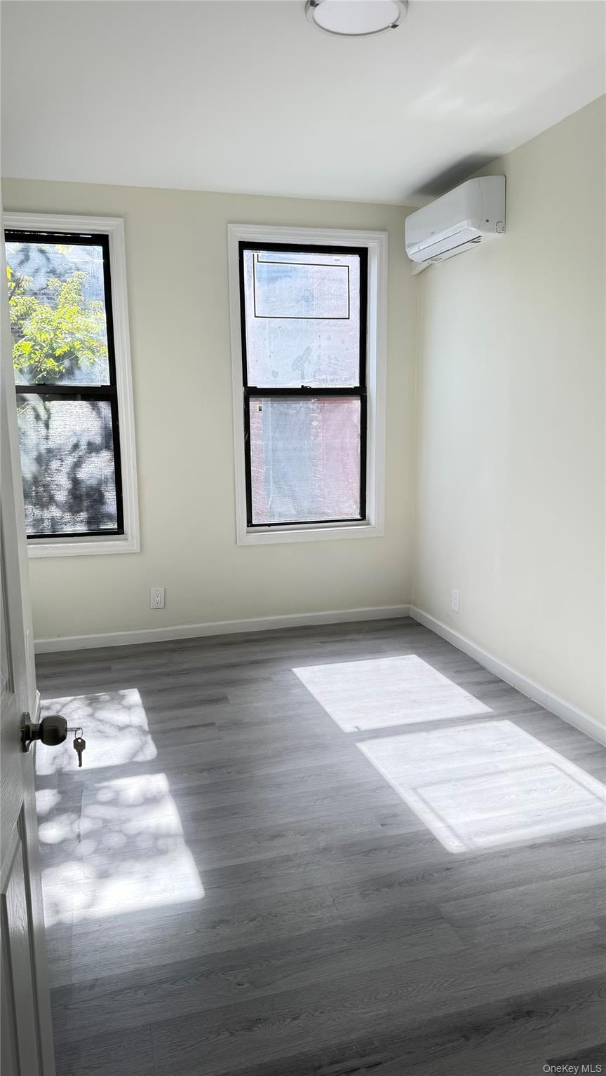 Single Family Corona Ave  Queens, NY 11373, MLS-922545-6