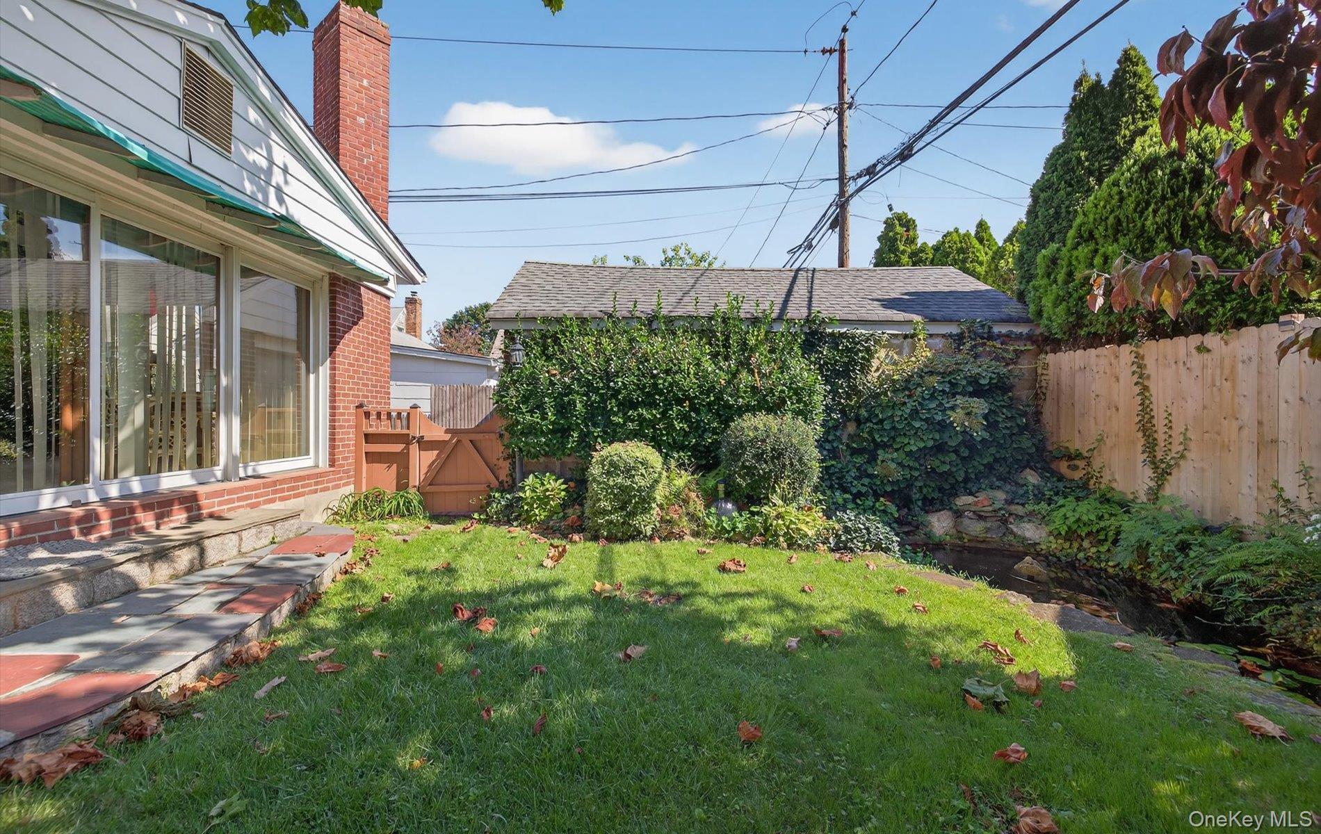 Single Family Brown  Nassau County, NY 11501, MLS-922557-23