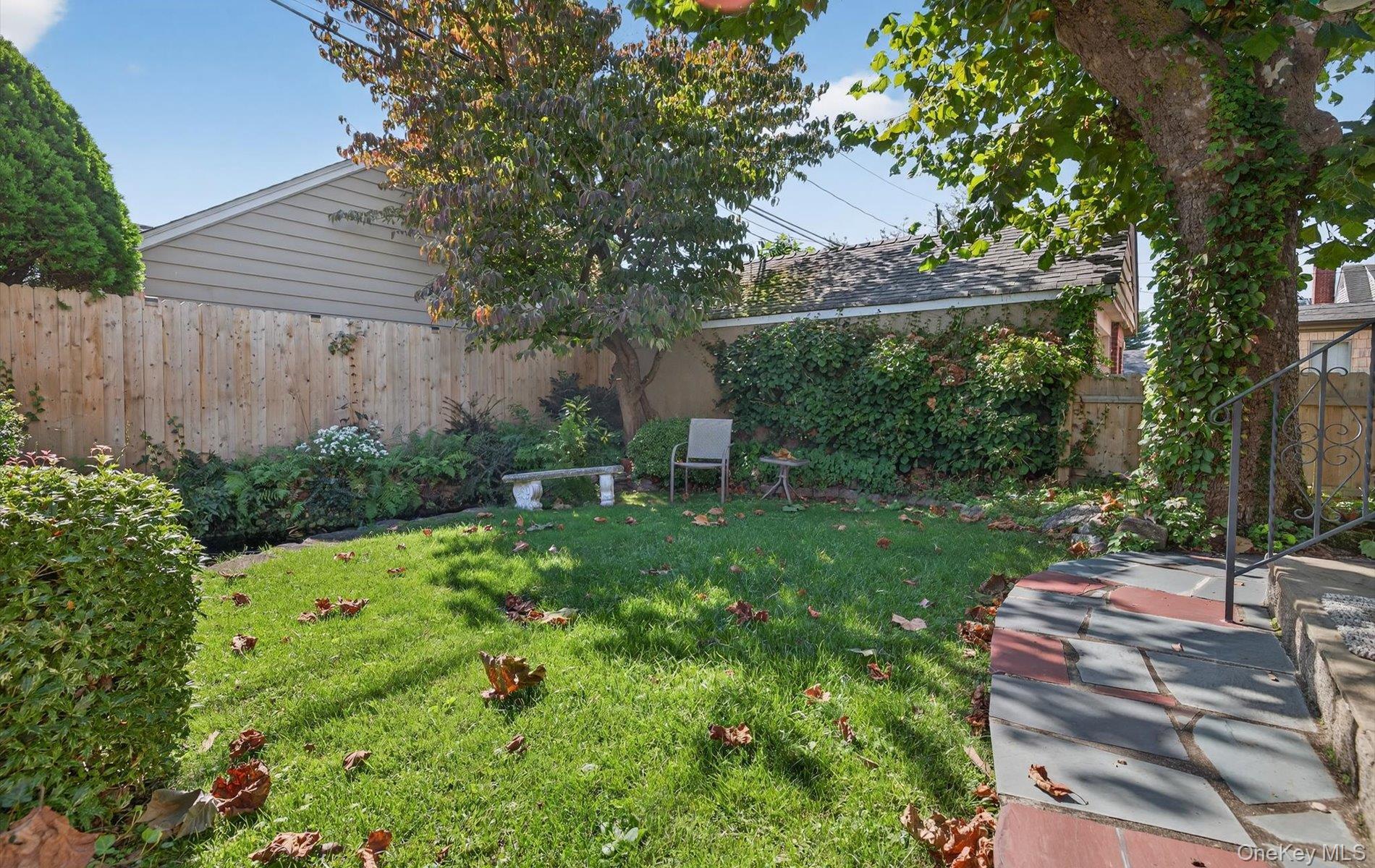 Single Family Brown  Nassau County, NY 11501, MLS-922557-25