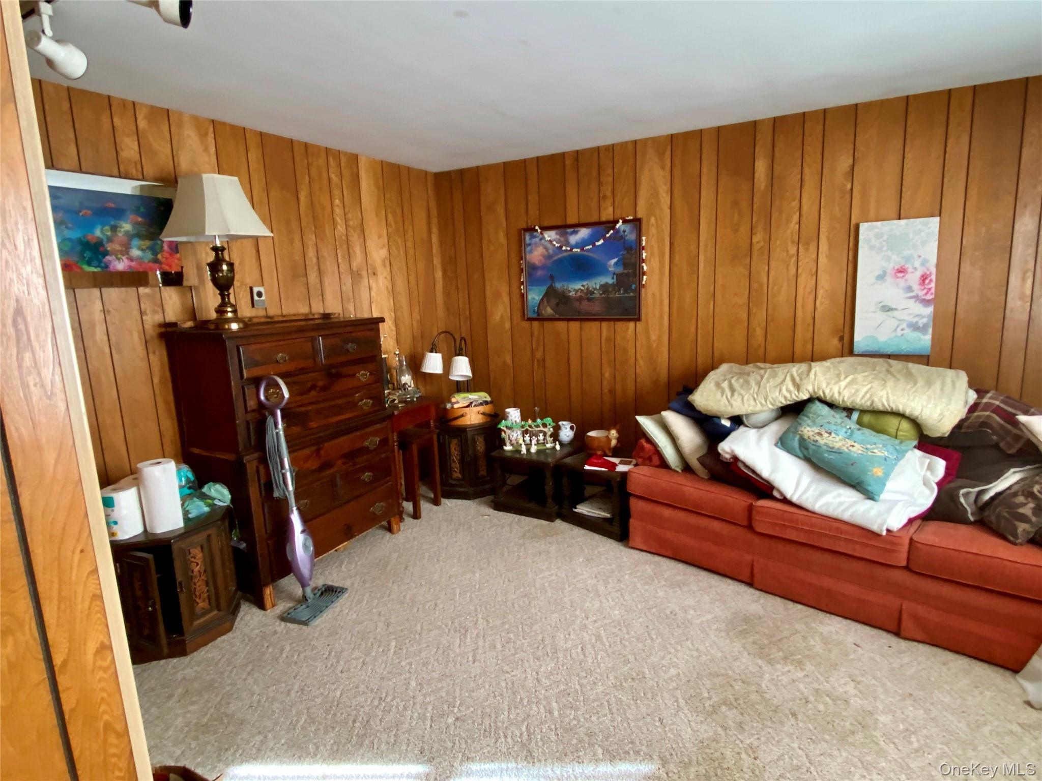 Single Family Oak  Suffolk County, NY 11746, MLS-922559-12