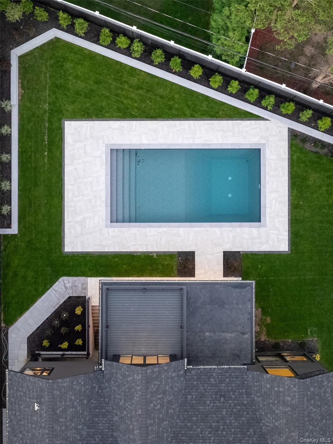 Single Family Davie Nassau County, NY 11590, MLS-922566-14