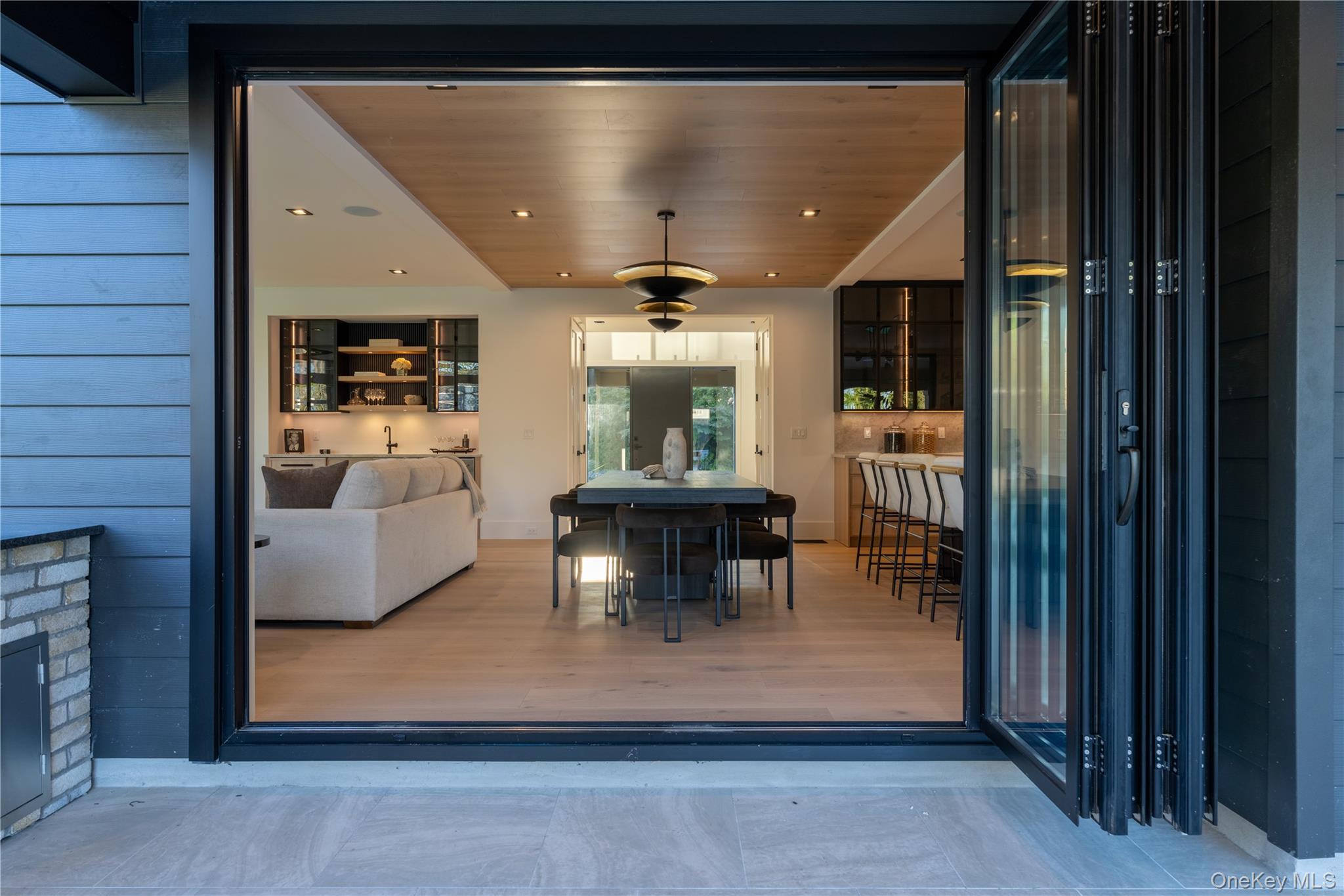 Single Family Davie Nassau County, NY 11590, MLS-922566-18