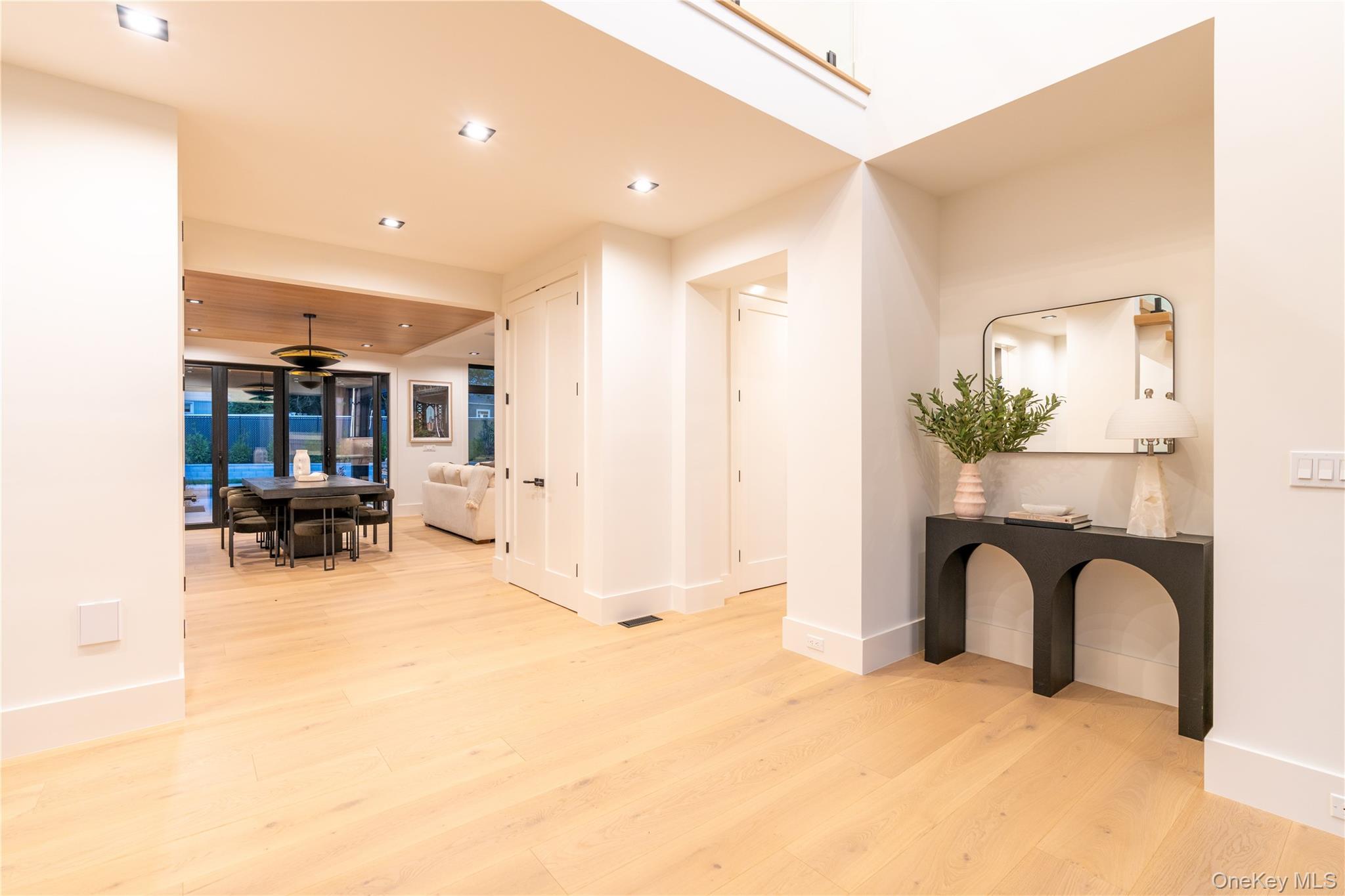 Single Family Davie Nassau County, NY 11590, MLS-922566-29