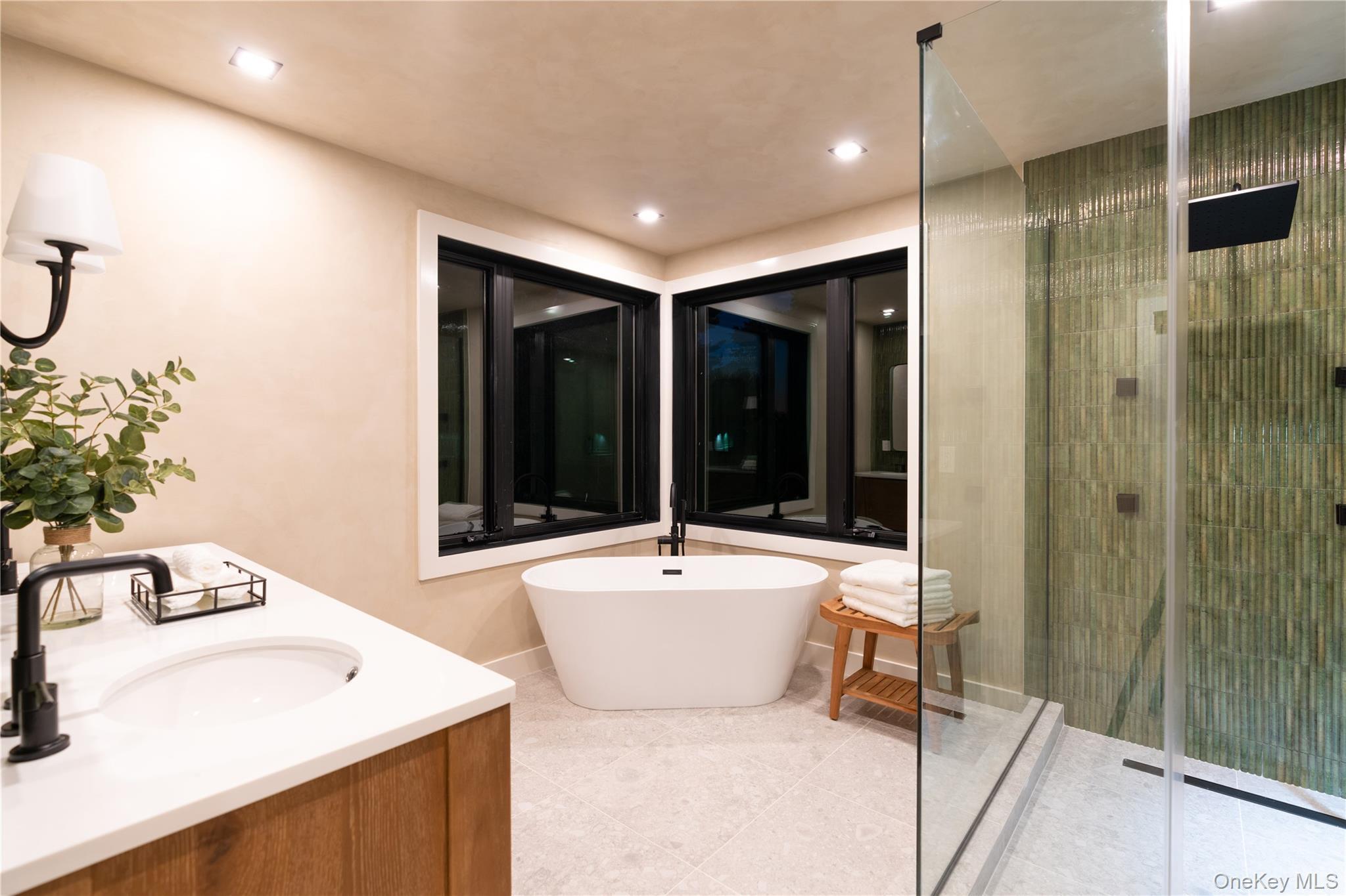 Single Family Davie Nassau County, NY 11590, MLS-922566-42