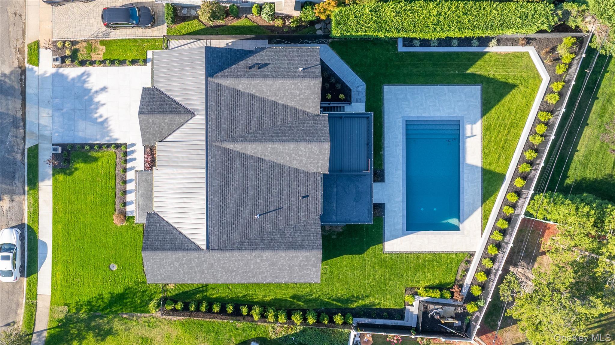 Single Family Davie Nassau County, NY 11590, MLS-922566-8