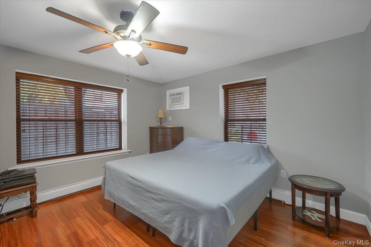 Single Family 239th Bronx, NY 10463, MLS-922591-12