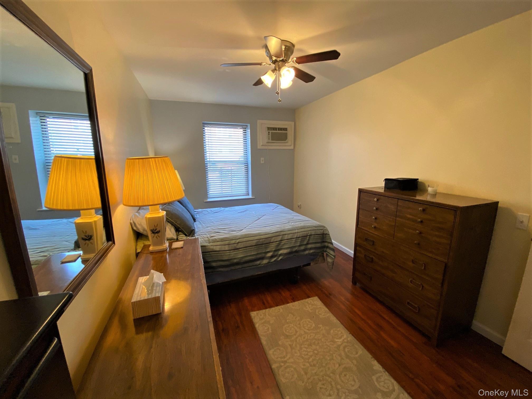 Single Family 239th Bronx, NY 10463, MLS-922591-16