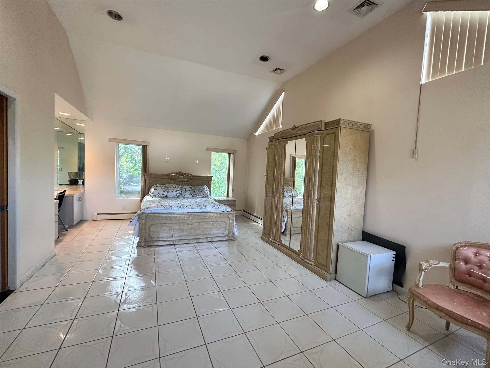 Single Family Windermere  Nassau County, NY 11010, MLS-922595-17