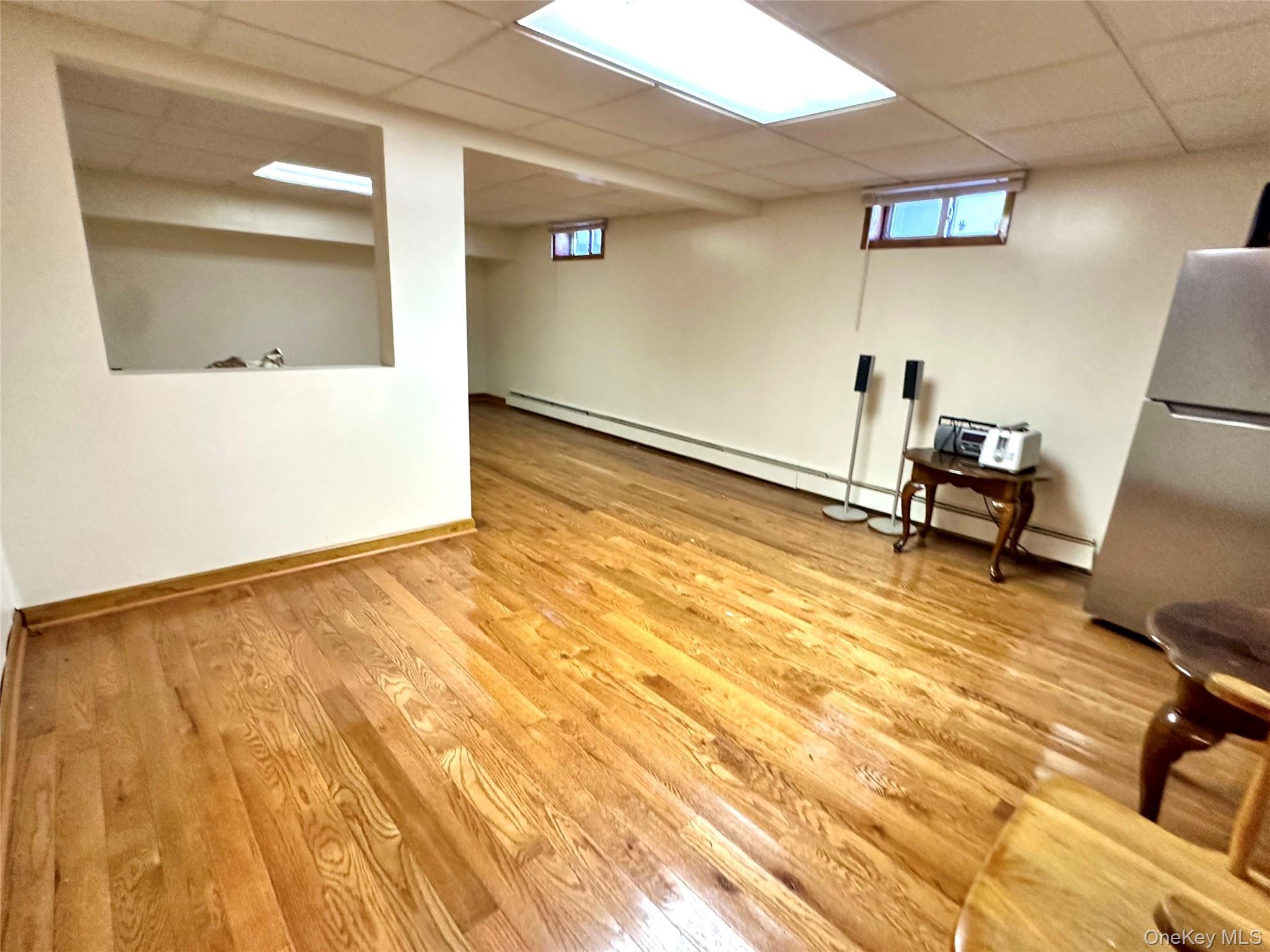 Single Family Windermere  Nassau County, NY 11010, MLS-922595-30