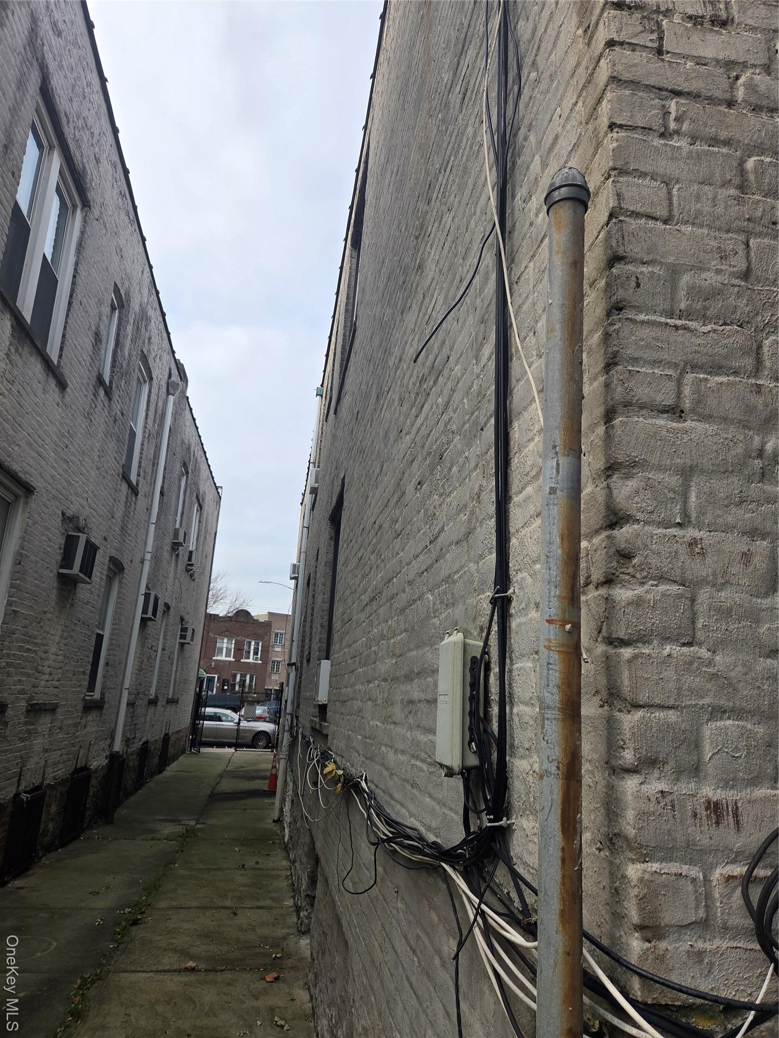 Single Family Legion  Brooklyn, NY 11212, MLS-922605-11