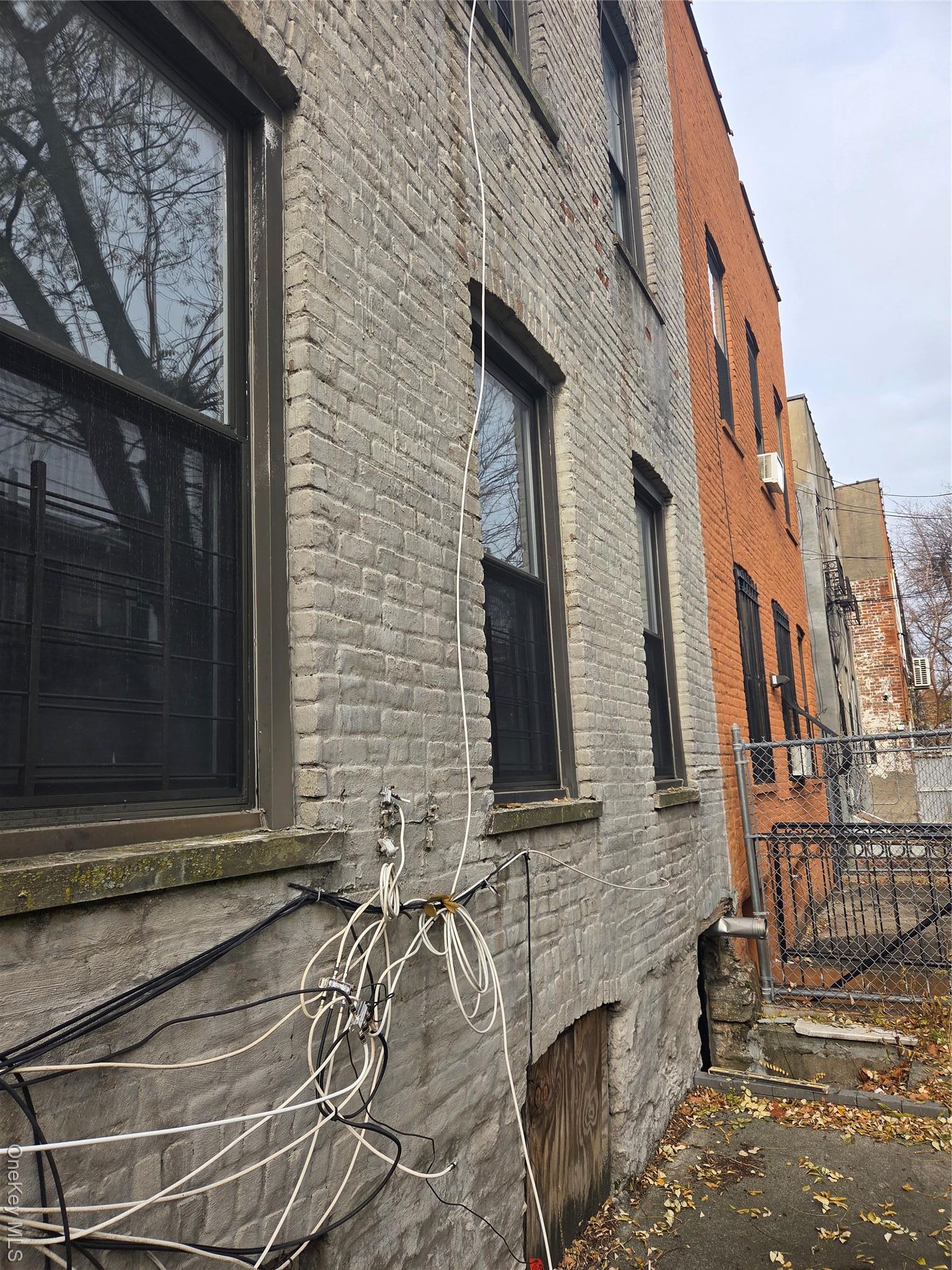 Single Family Legion  Brooklyn, NY 11212, MLS-922605-14