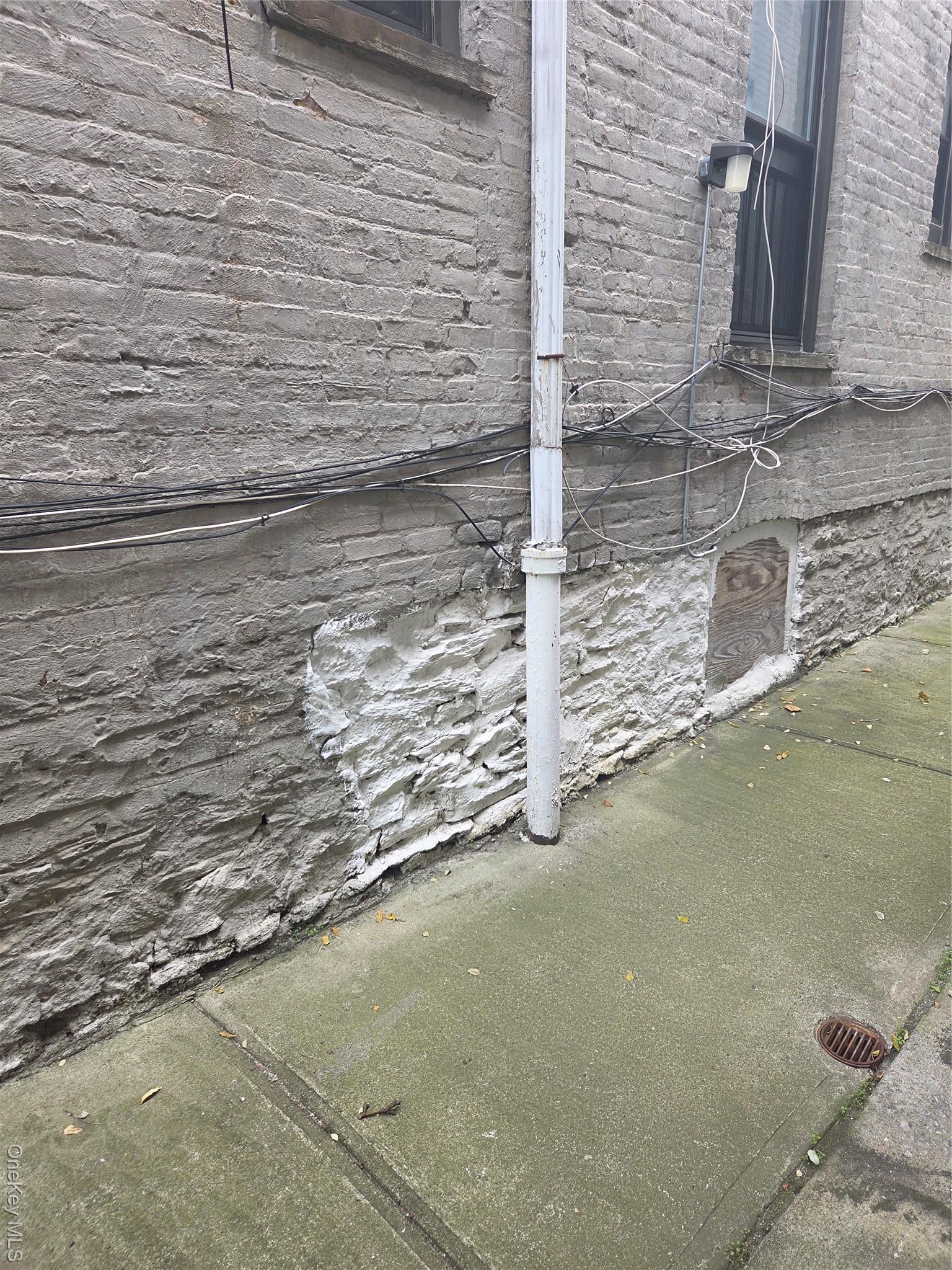 Single Family Legion  Brooklyn, NY 11212, MLS-922605-5