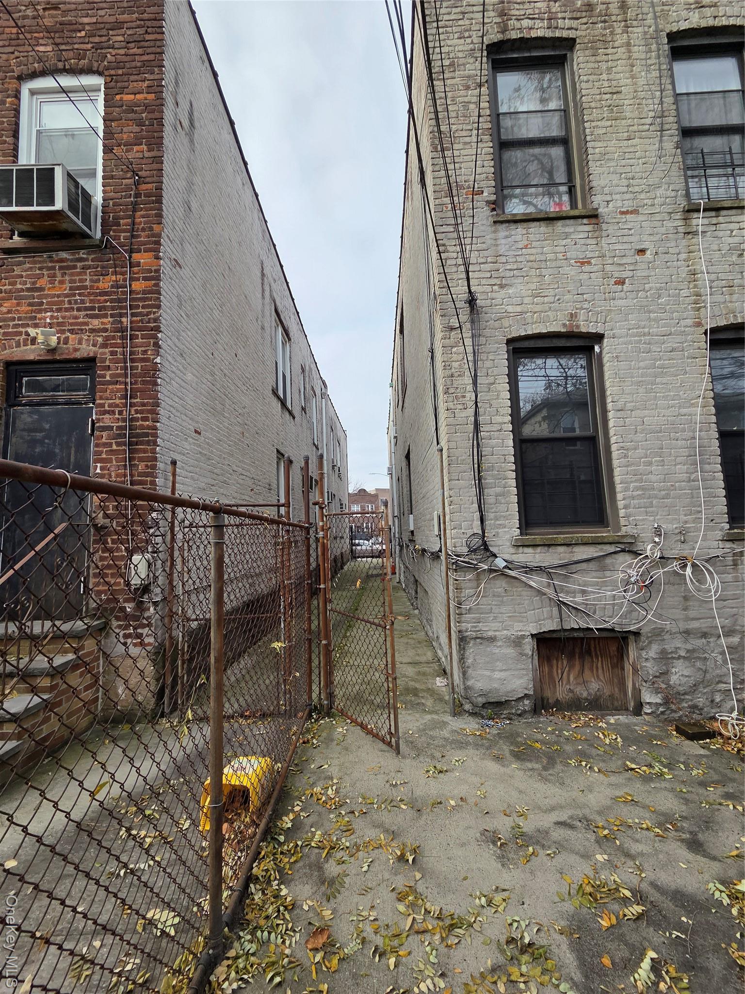 Single Family Legion  Brooklyn, NY 11212, MLS-922605-9