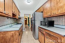 Single Family Laconia  Bronx, NY 10469, MLS-922611-4