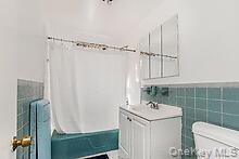 Single Family Laconia  Bronx, NY 10469, MLS-922611-5