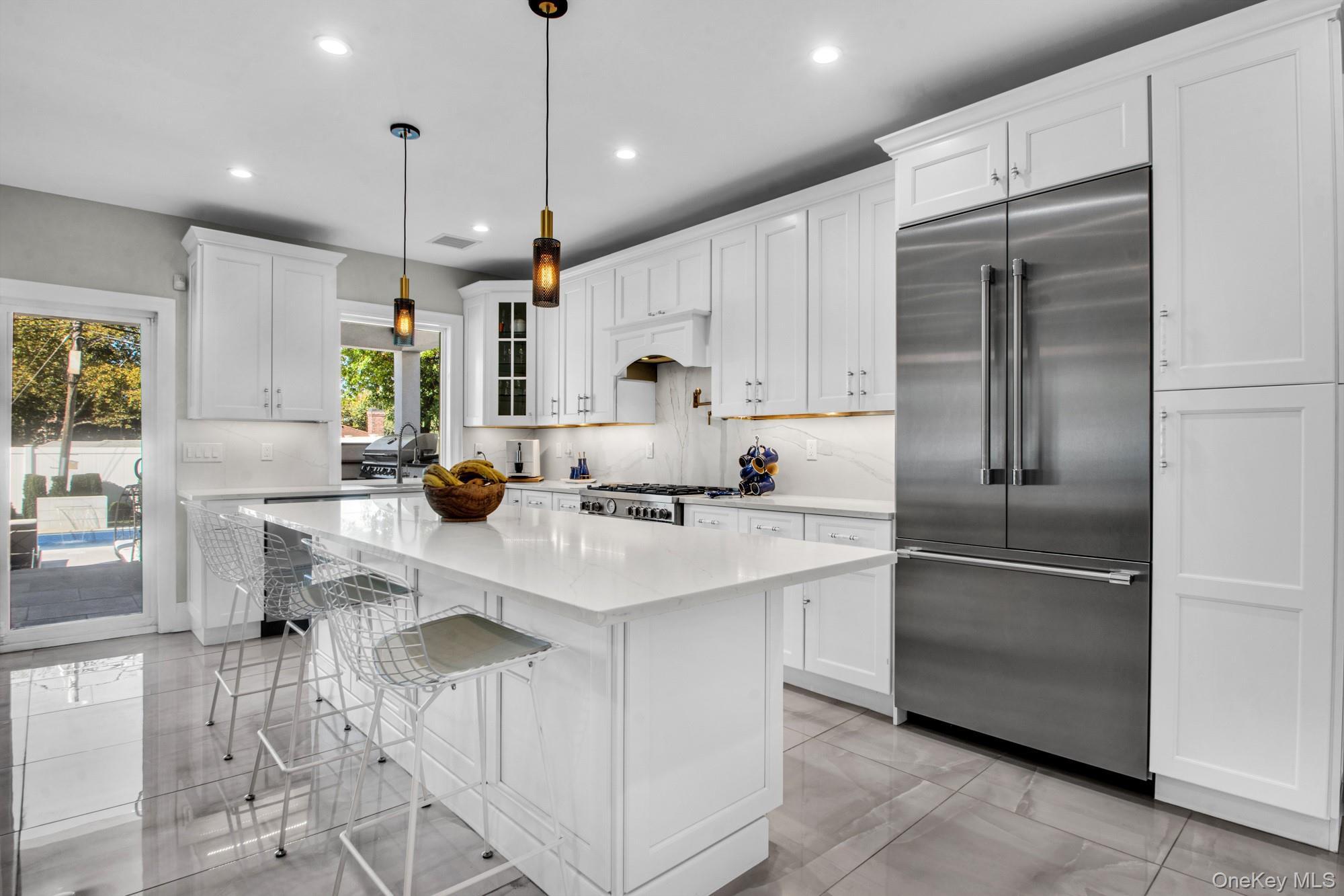 Single Family 8th Queens, NY 11357, MLS-922640-9