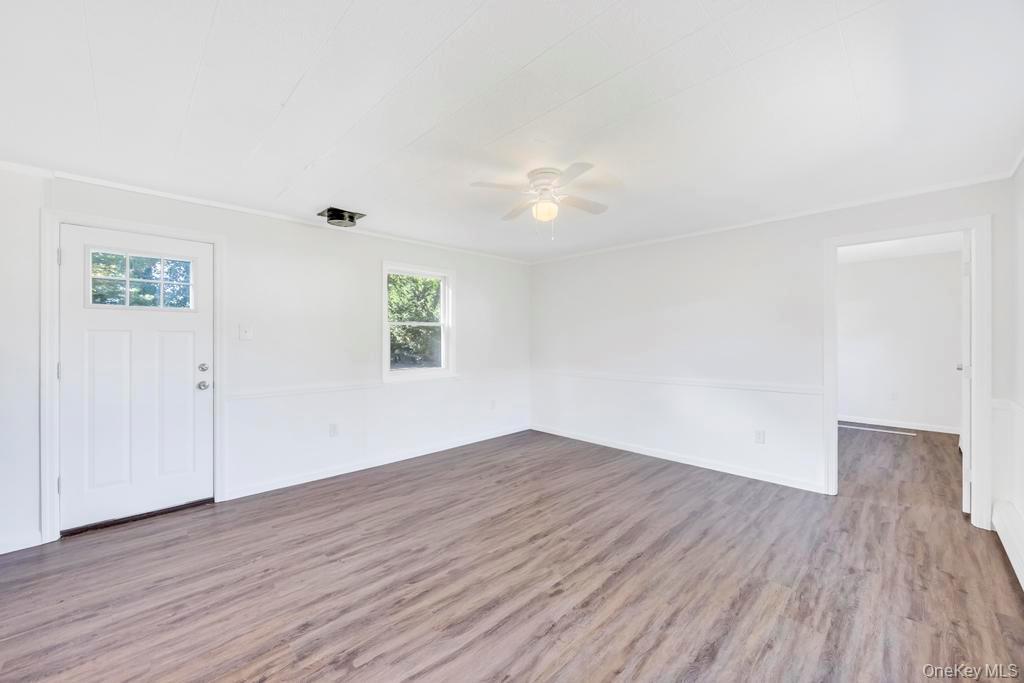 Single Family 7th  Suffolk County, NY 11717, MLS-922655-15