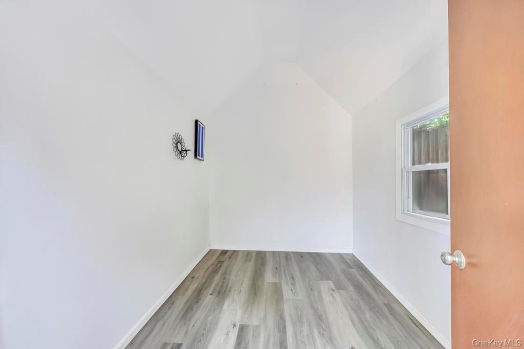 Single Family 7th  Suffolk County, NY 11717, MLS-922655-23