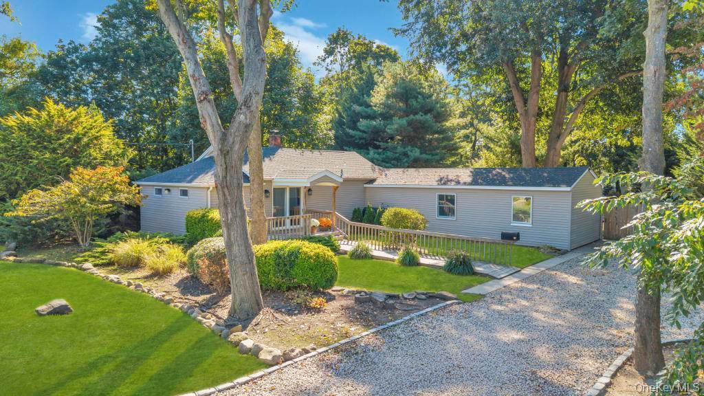 Single Family 7th  Suffolk County, NY 11717, MLS-922655-39