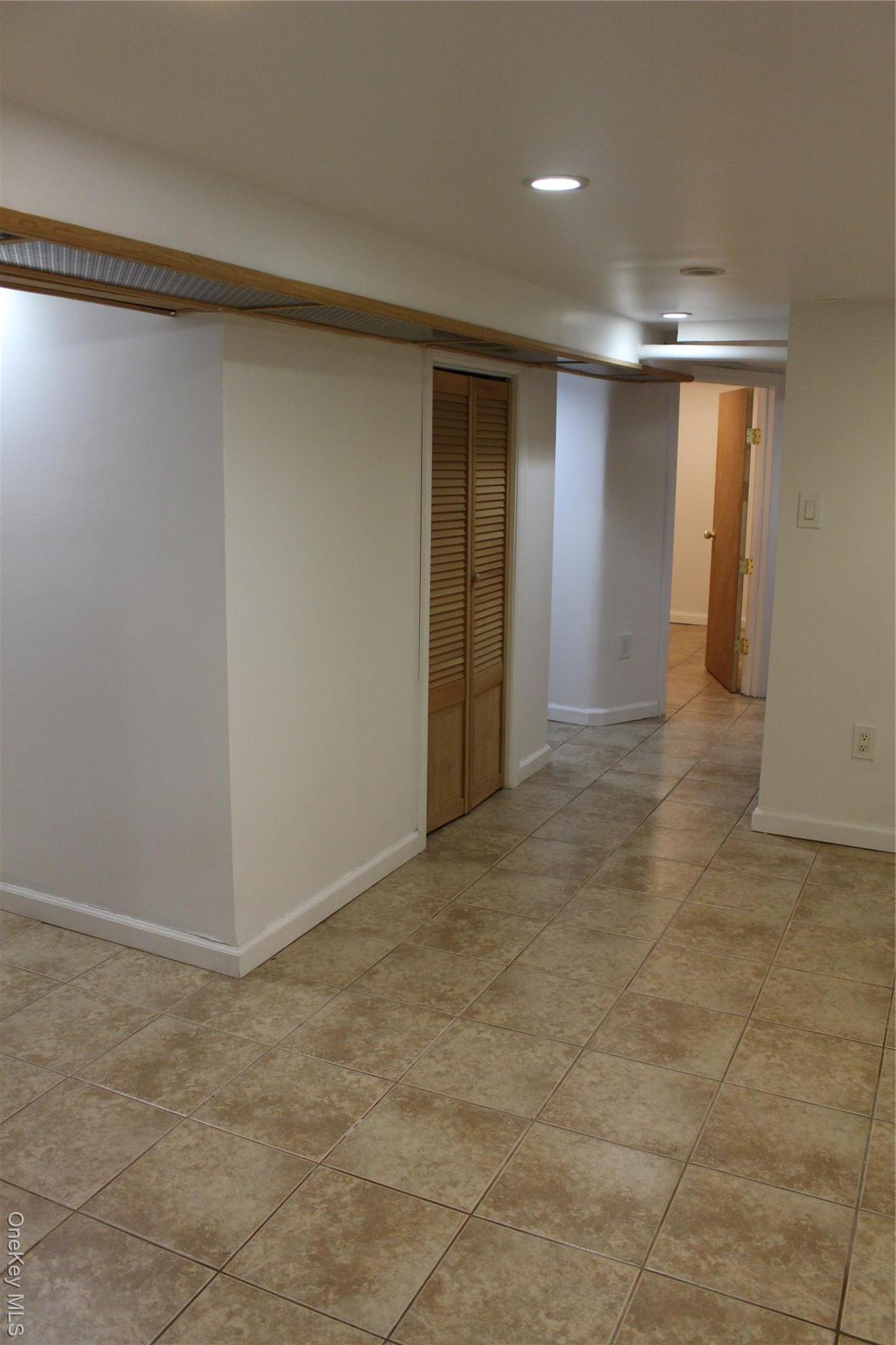 Single Family Harding  Bronx, NY 10465, MLS-922665-16