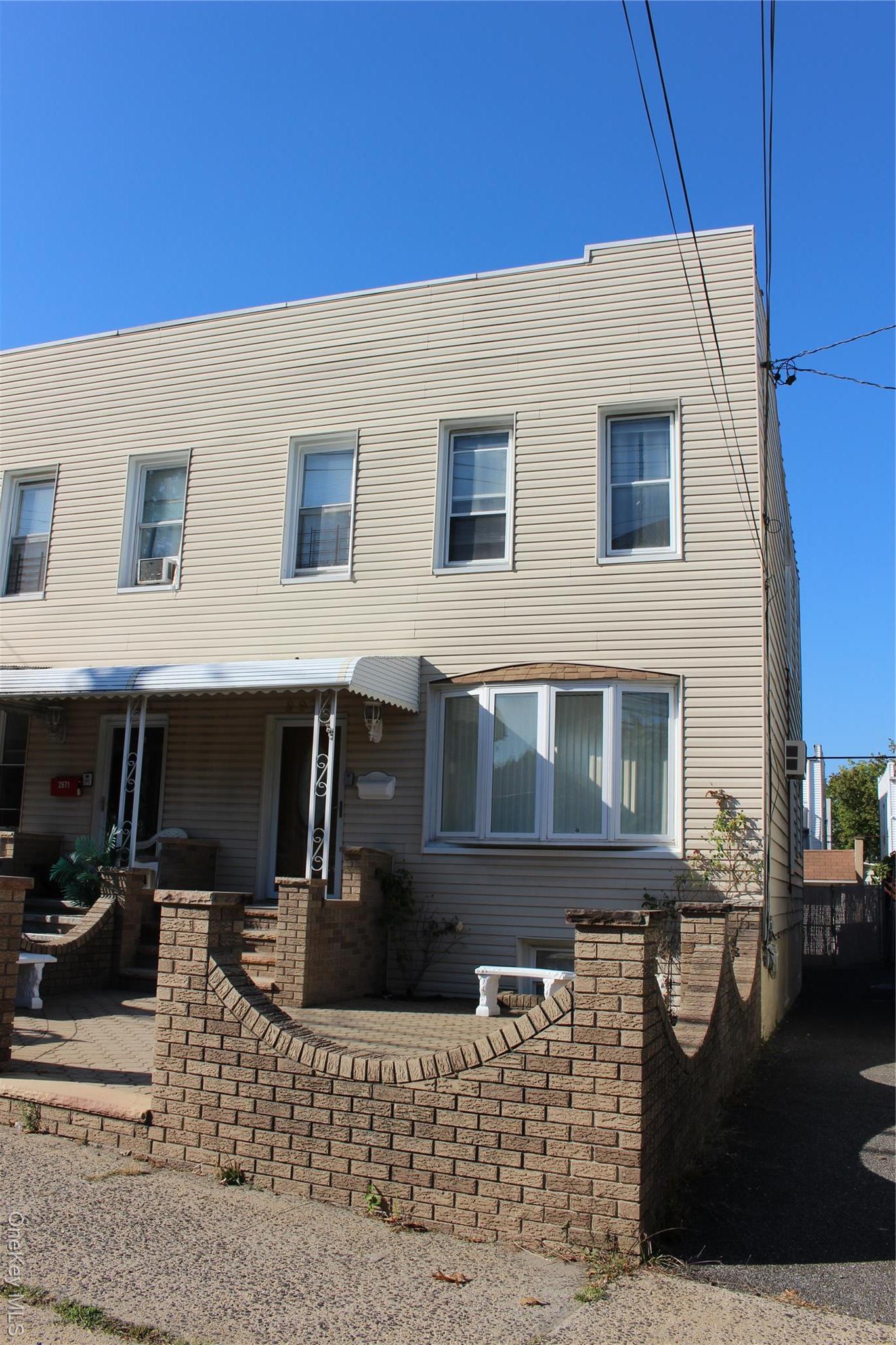 Single Family Harding  Bronx, NY 10465, MLS-922665-2