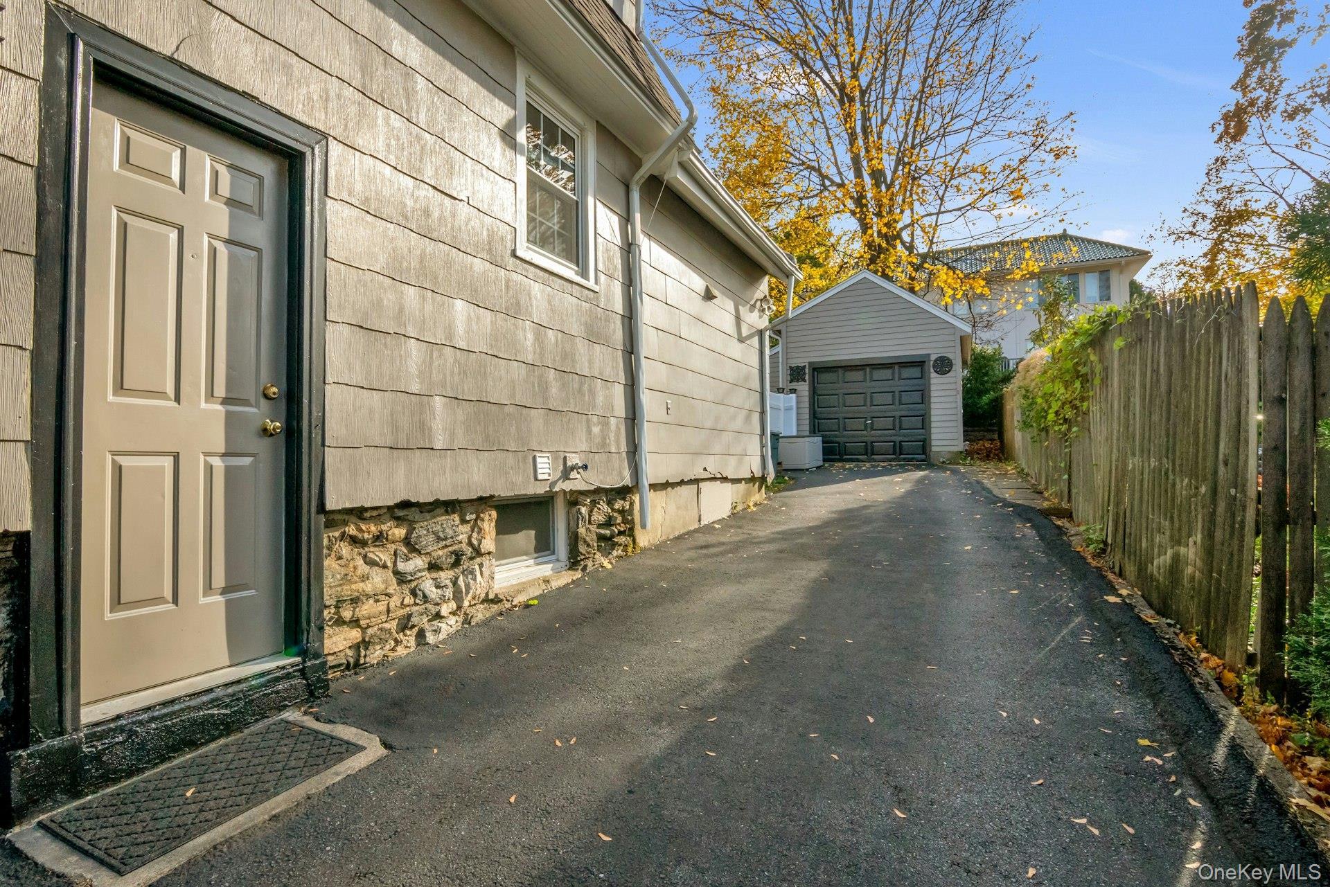 Single Family Eldridge Westchester County, NY 10562, MLS-922667-28