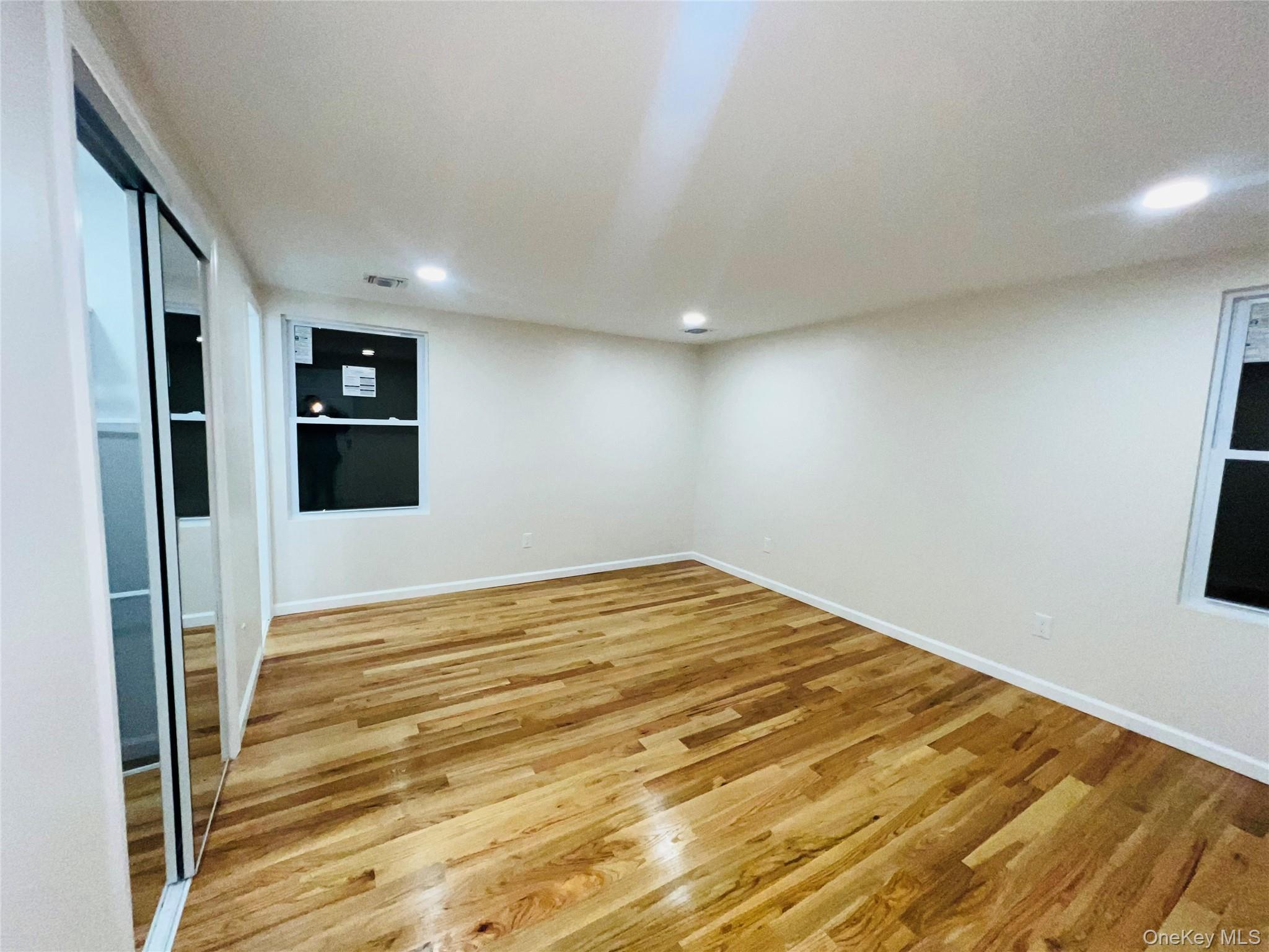 Single Family Sequoia  Suffolk County, NY 11727, MLS-922671-28