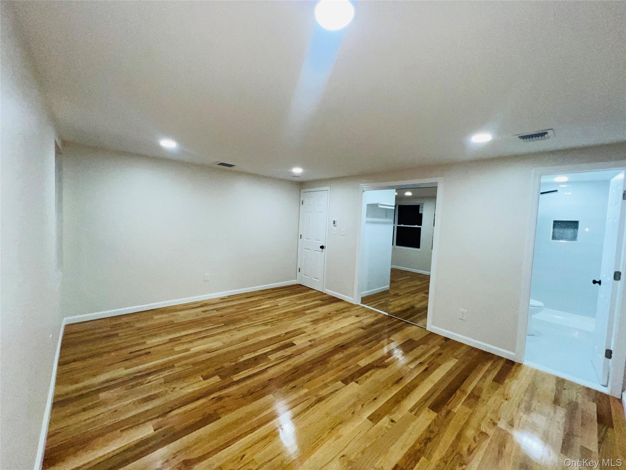 Single Family Sequoia  Suffolk County, NY 11727, MLS-922671-29