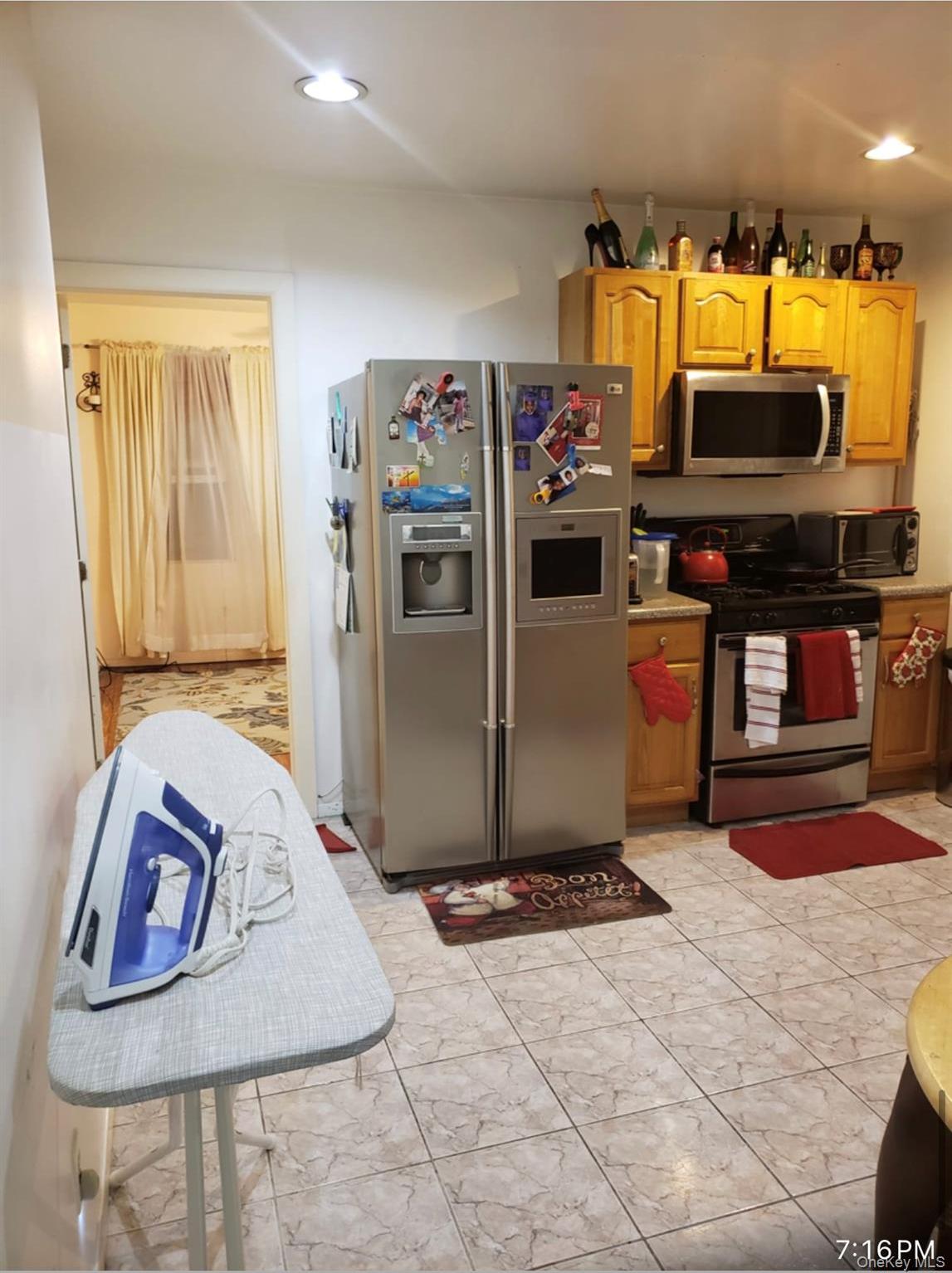 Single Family Drive Queens, NY 11434, MLS-922673-8