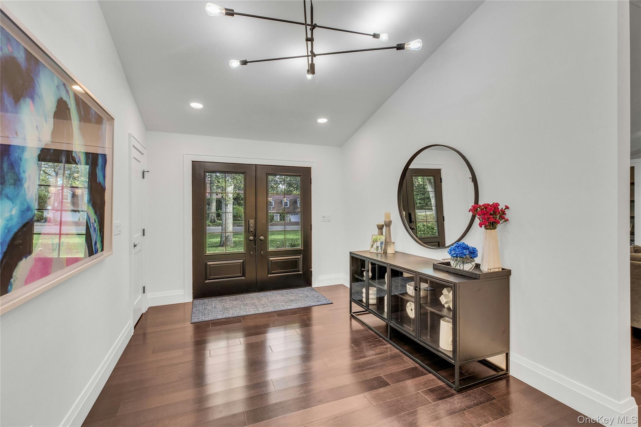 Single Family Treeview Suffolk County, NY 11747, MLS-922676-16