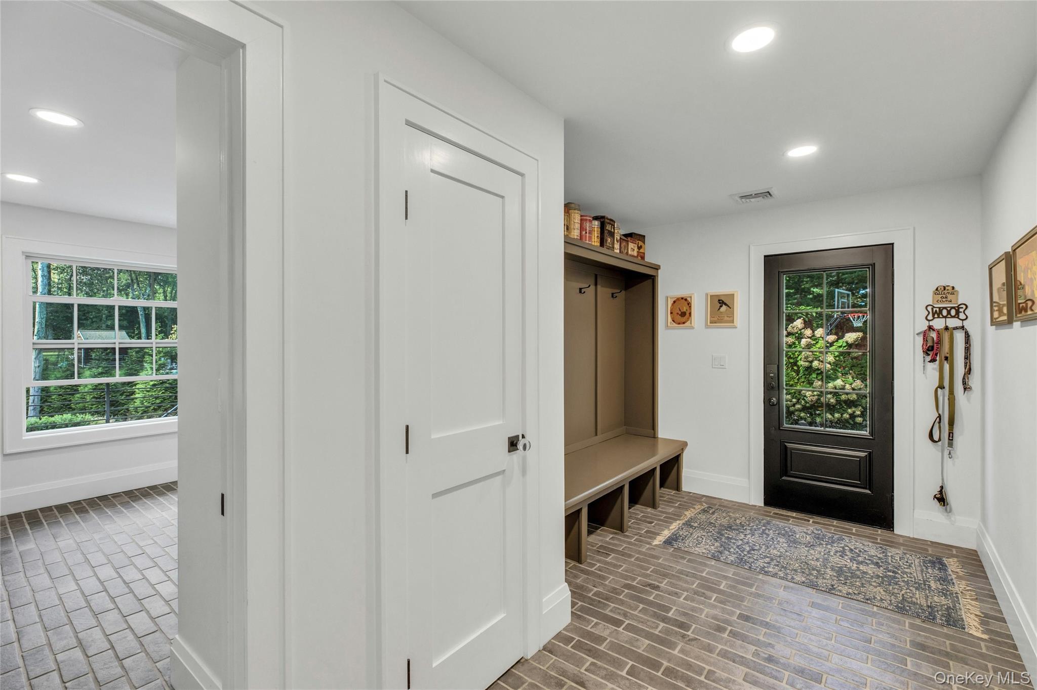 Single Family Treeview Suffolk County, NY 11747, MLS-922676-20