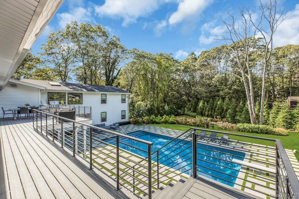 Single Family Treeview Suffolk County, NY 11747, MLS-922676-42