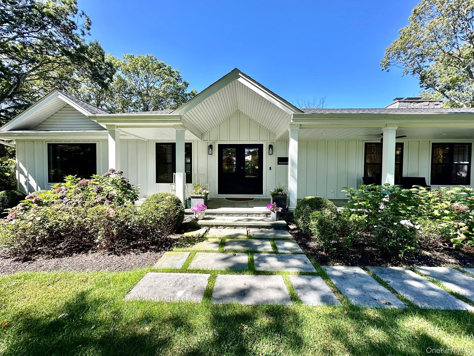 Single Family Treeview Suffolk County, NY 11747, MLS-922676-46