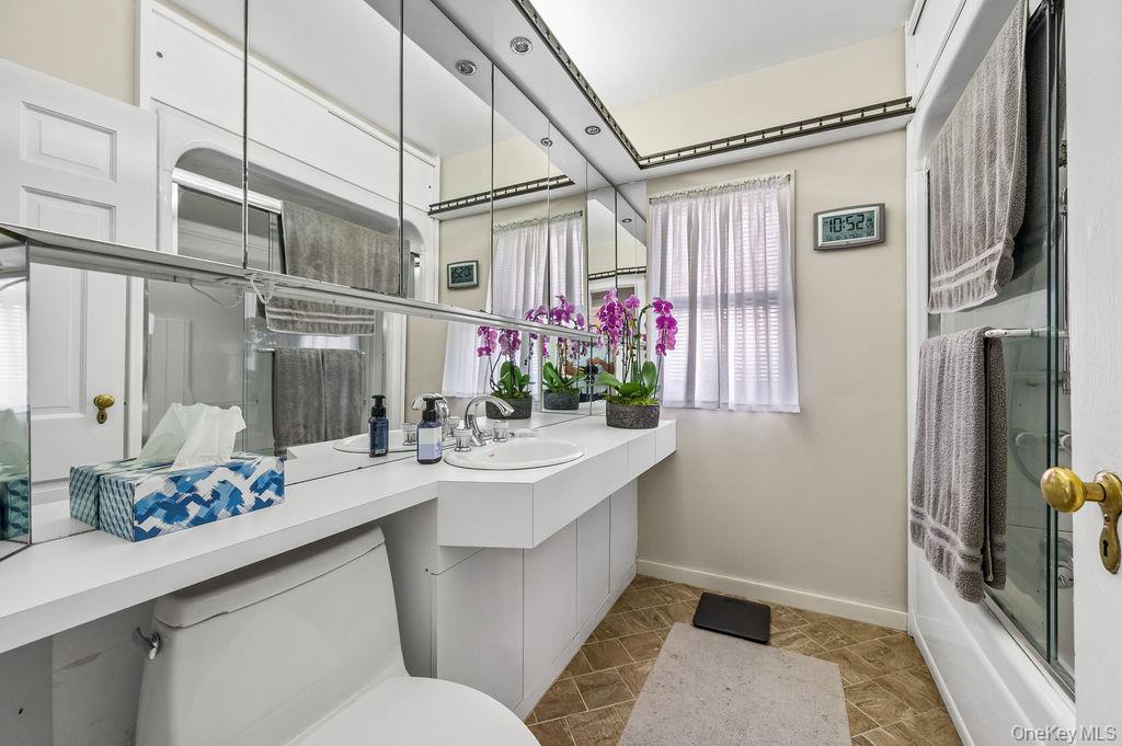 Single Family Leggett  Queens, NY 11357, MLS-922688-10