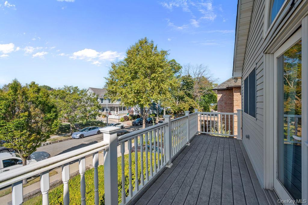 Single Family Leggett  Queens, NY 11357, MLS-922688-7