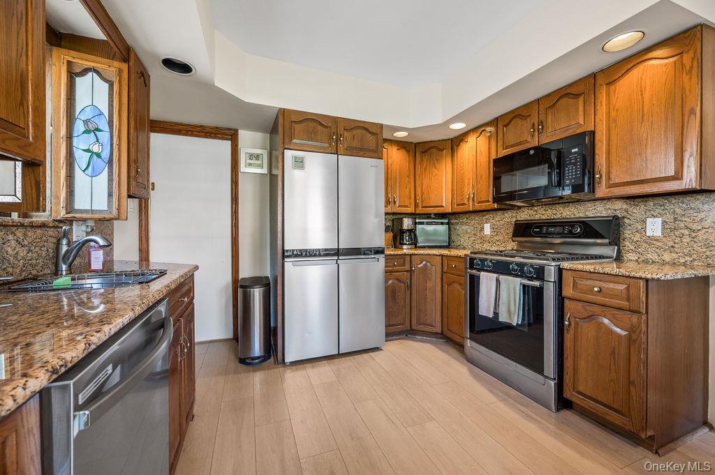 Single Family Leggett  Queens, NY 11357, MLS-922688-9