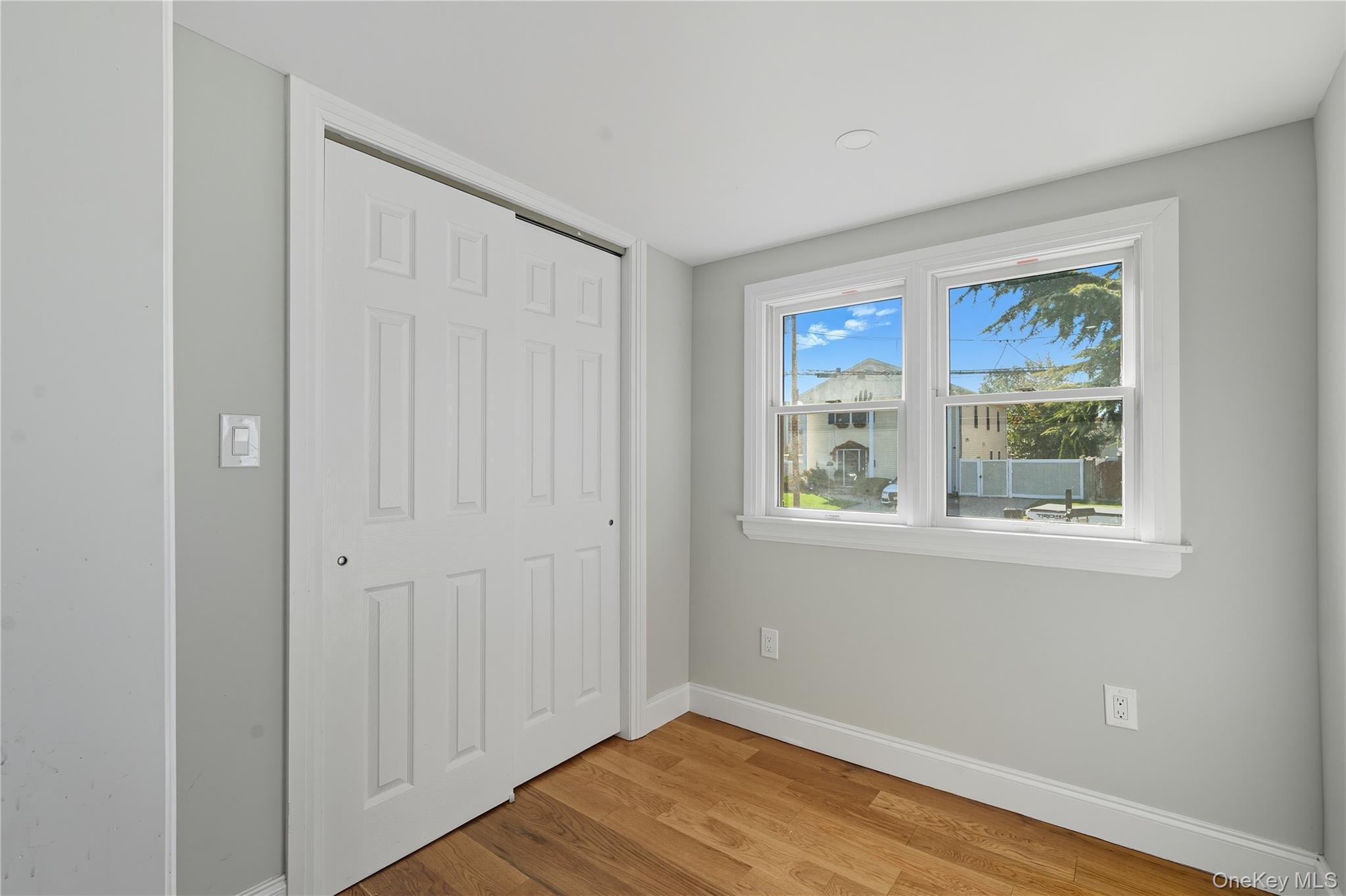 Single Family Venetian Prom  Suffolk County, NY 11757, MLS-922701-15