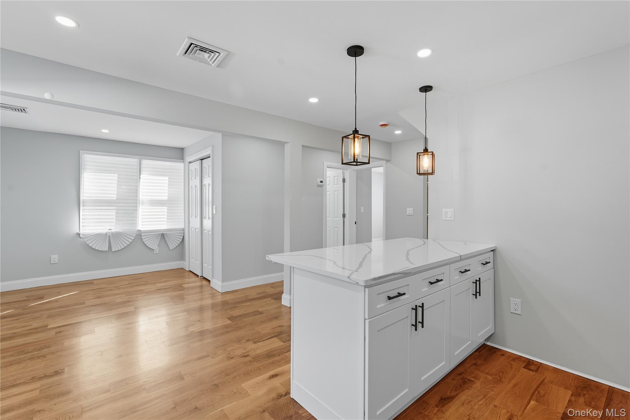 Single Family Venetian Prom  Suffolk County, NY 11757, MLS-922701-18