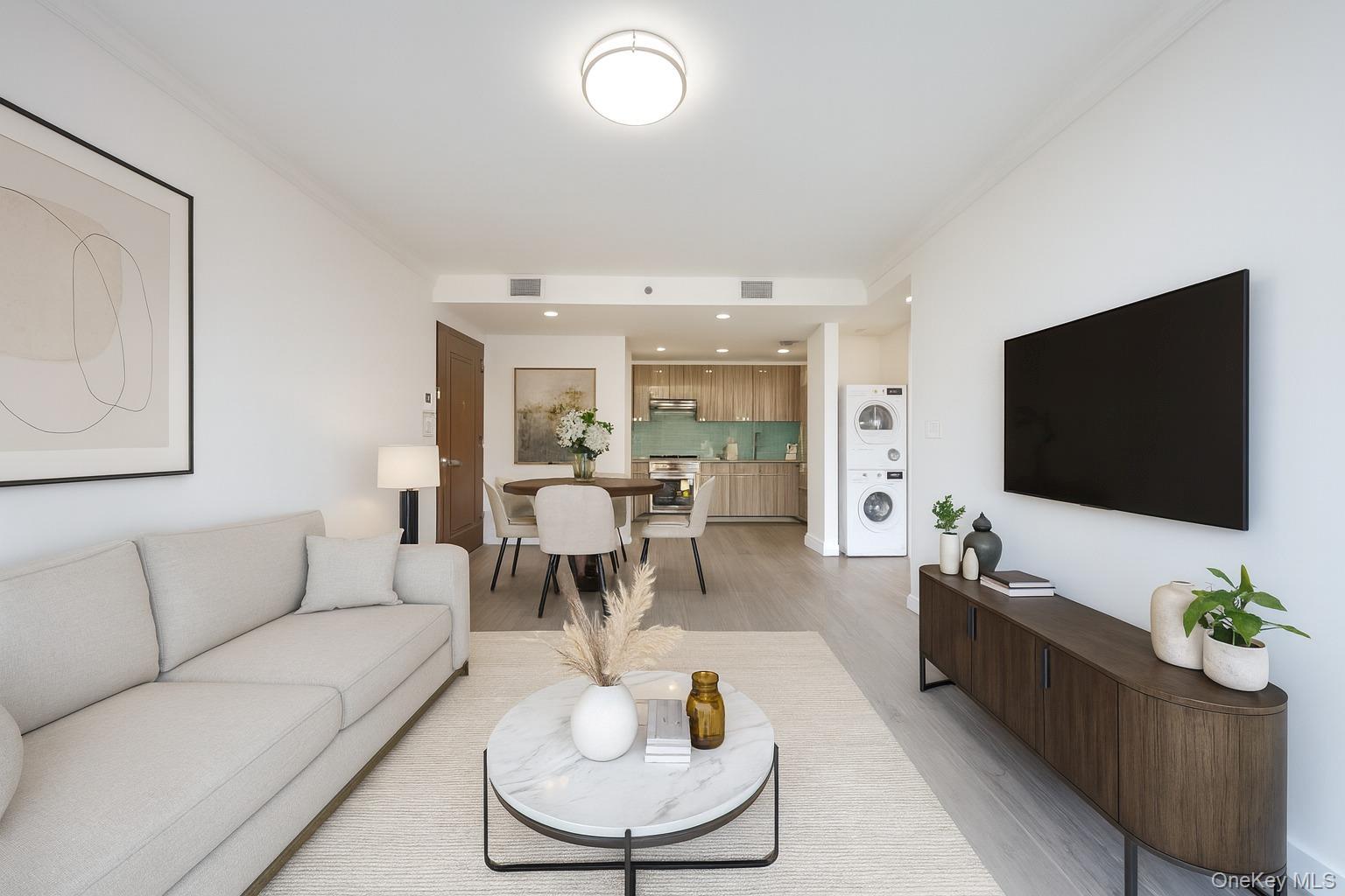 Condo 41st  Queens, NY 11355, MLS-922707-7