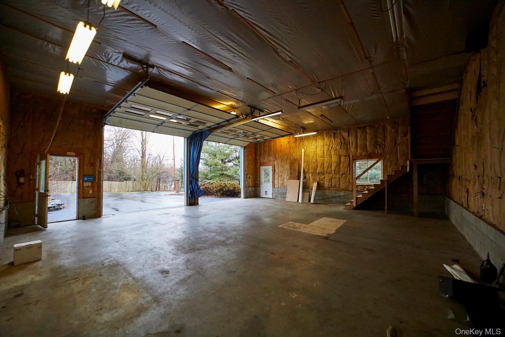 Single Family Noxon Dutchess County, NY 12603, MLS-922725-36