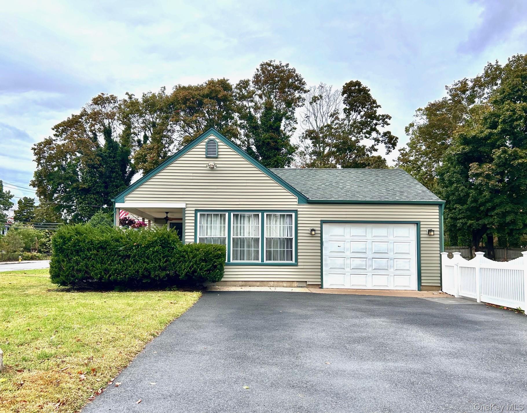 Single Family Ocean  Suffolk County, NY 11772, MLS-922729-16