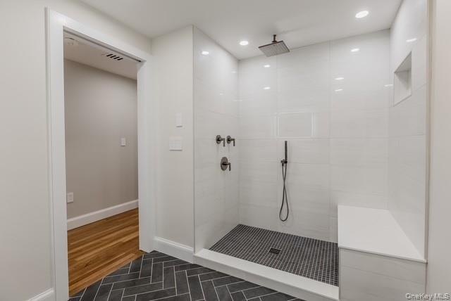 Single Family Satterly  Suffolk County, NY 11733, MLS-922730-24