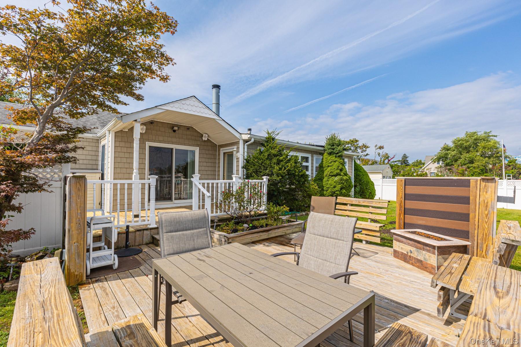 Single Family Ocean  Suffolk County, NY 11706, MLS-922735-21